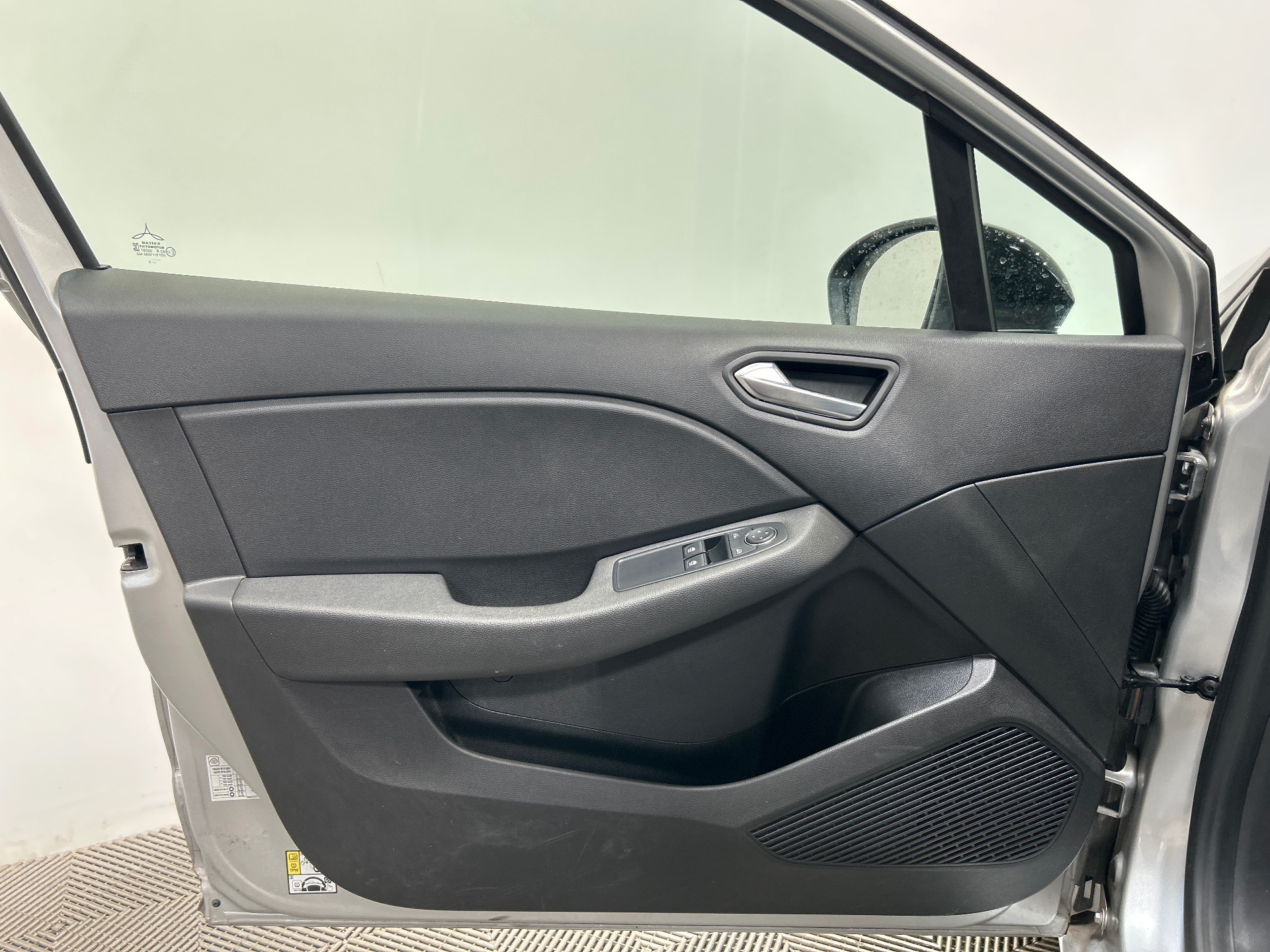 RENAULT CLIO V TCe 90 Equilibre