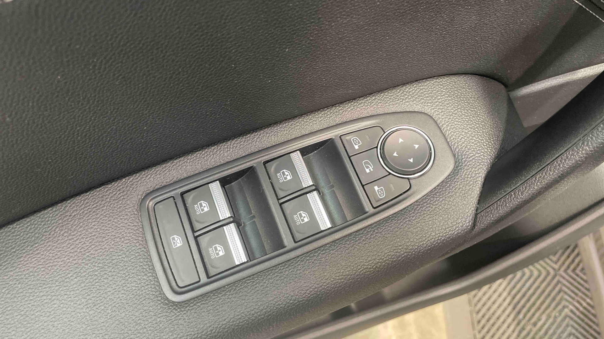 RENAULT CAPTUR TCe 90 Techno
