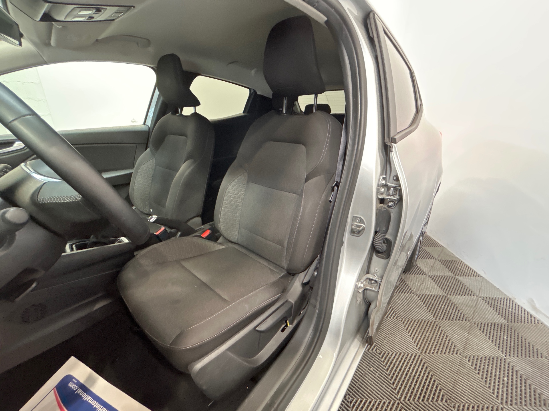 RENAULT CLIO V TCe 90 Equilibre