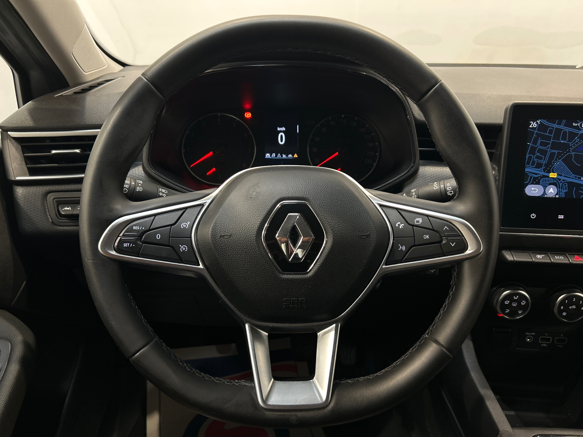 RENAULT CLIO V TCe 90 - 21 Business