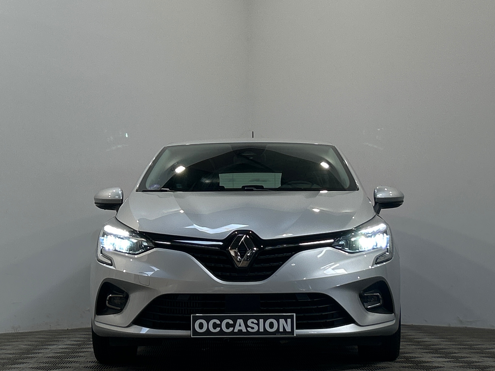 RENAULT CLIO V TCe 90 - 21 Business