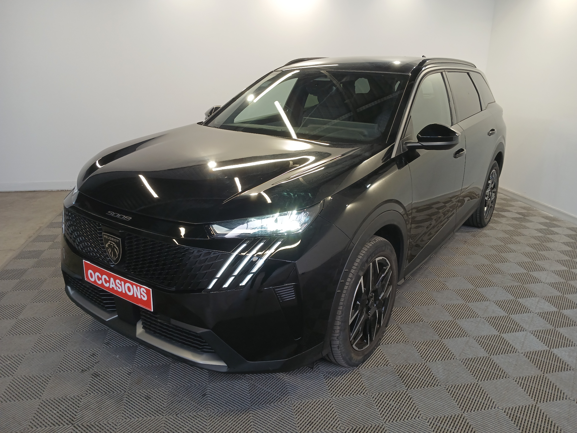 PEUGEOT 5008 Hybrid 145 ch e-DCS6 Allure