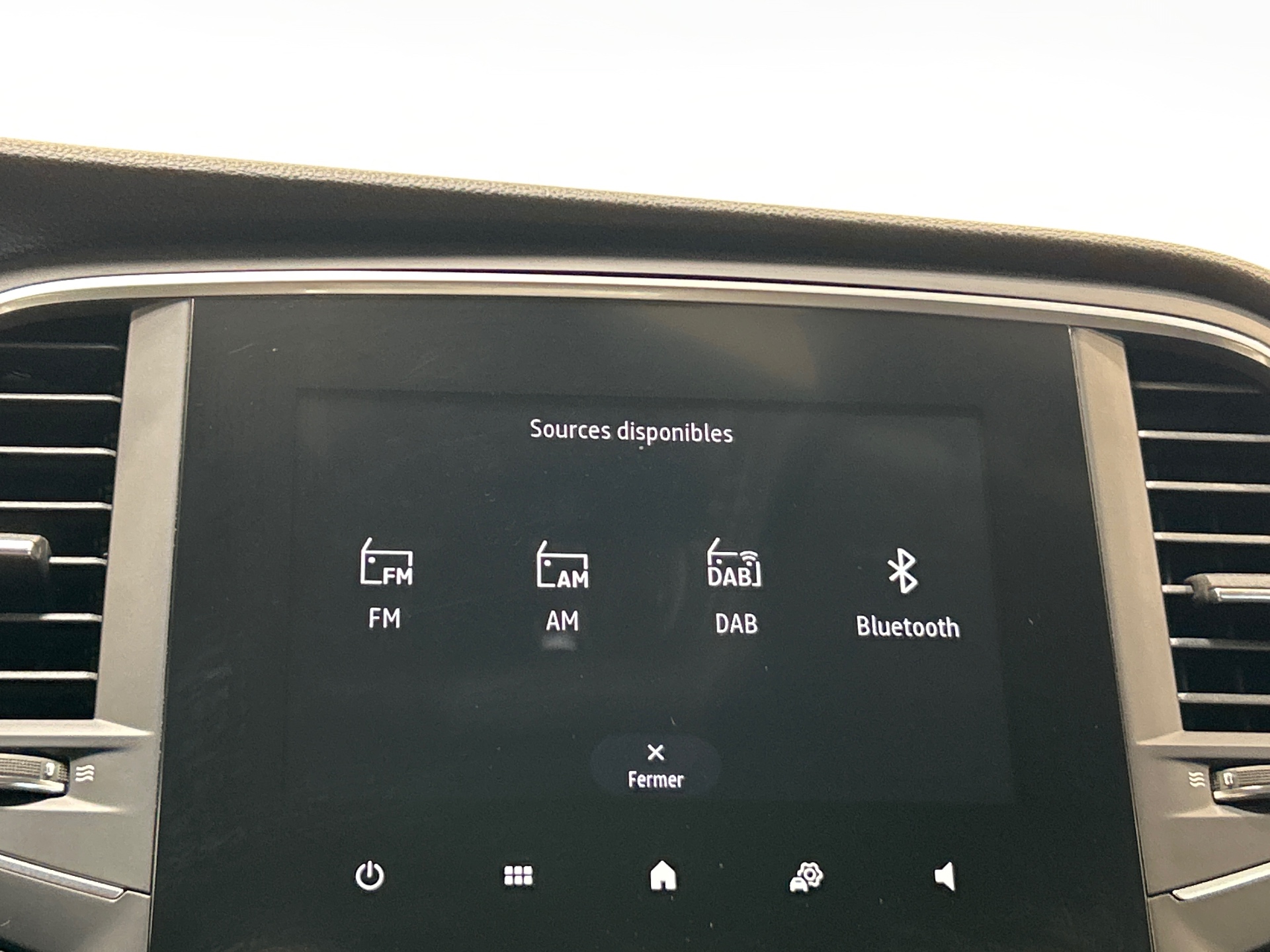 RENAULT MEGANE IV BERLINE evolution E-Tech plug-in hybrid 160