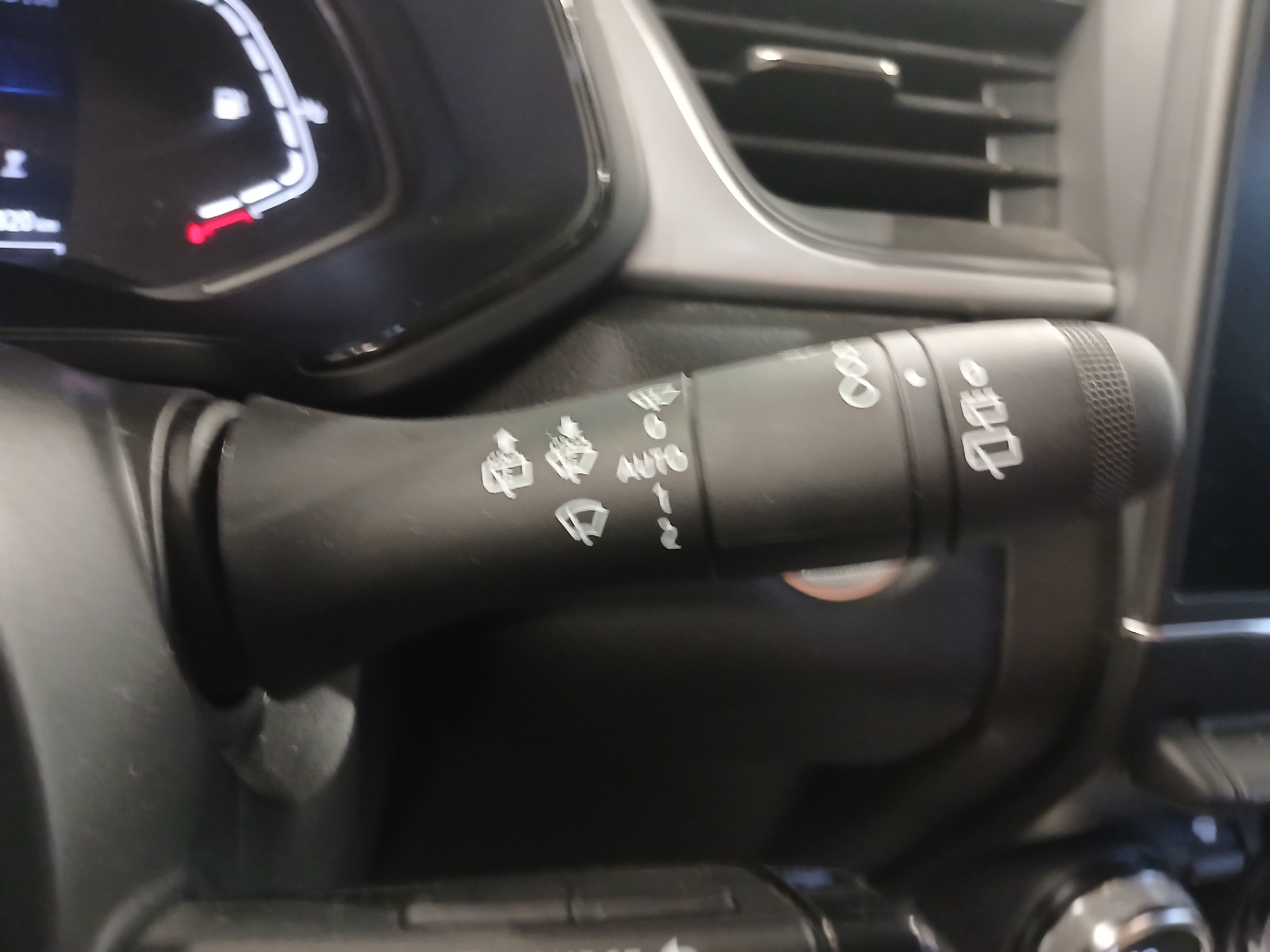 RENAULT CAPTUR techno TCe 90