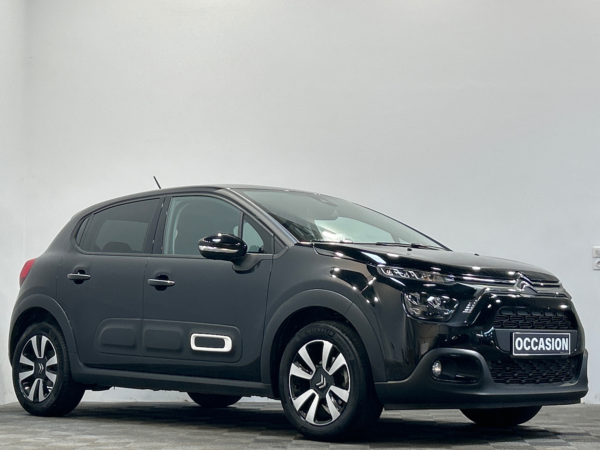 CITROEN C3 PURETECH 110 S&S EAT6 MAX