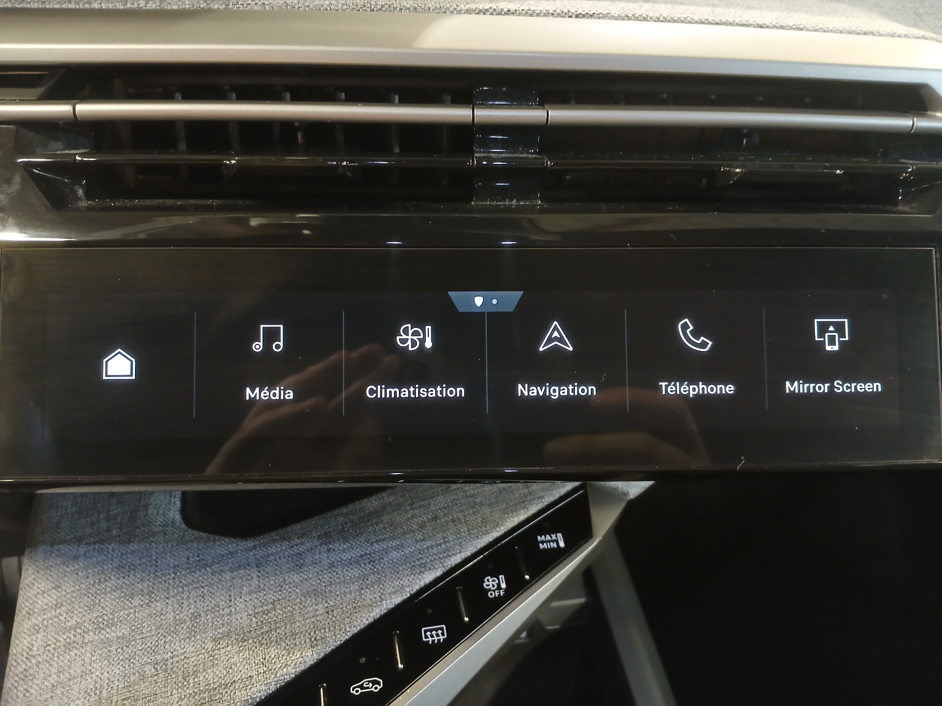 PEUGEOT 5008 Hybrid 145 ch e-DCS6 Allure