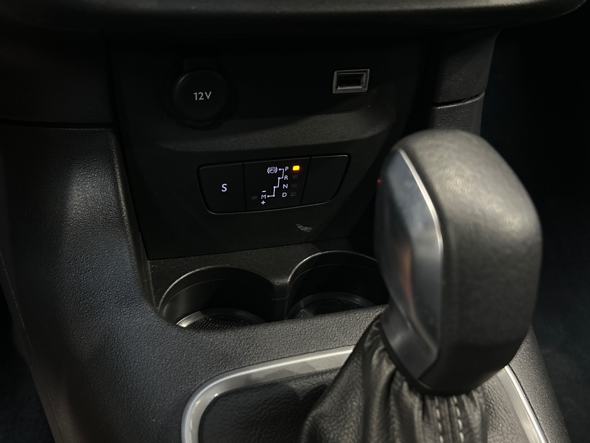 CITROEN C3 PURETECH 110 S&S EAT6 MAX