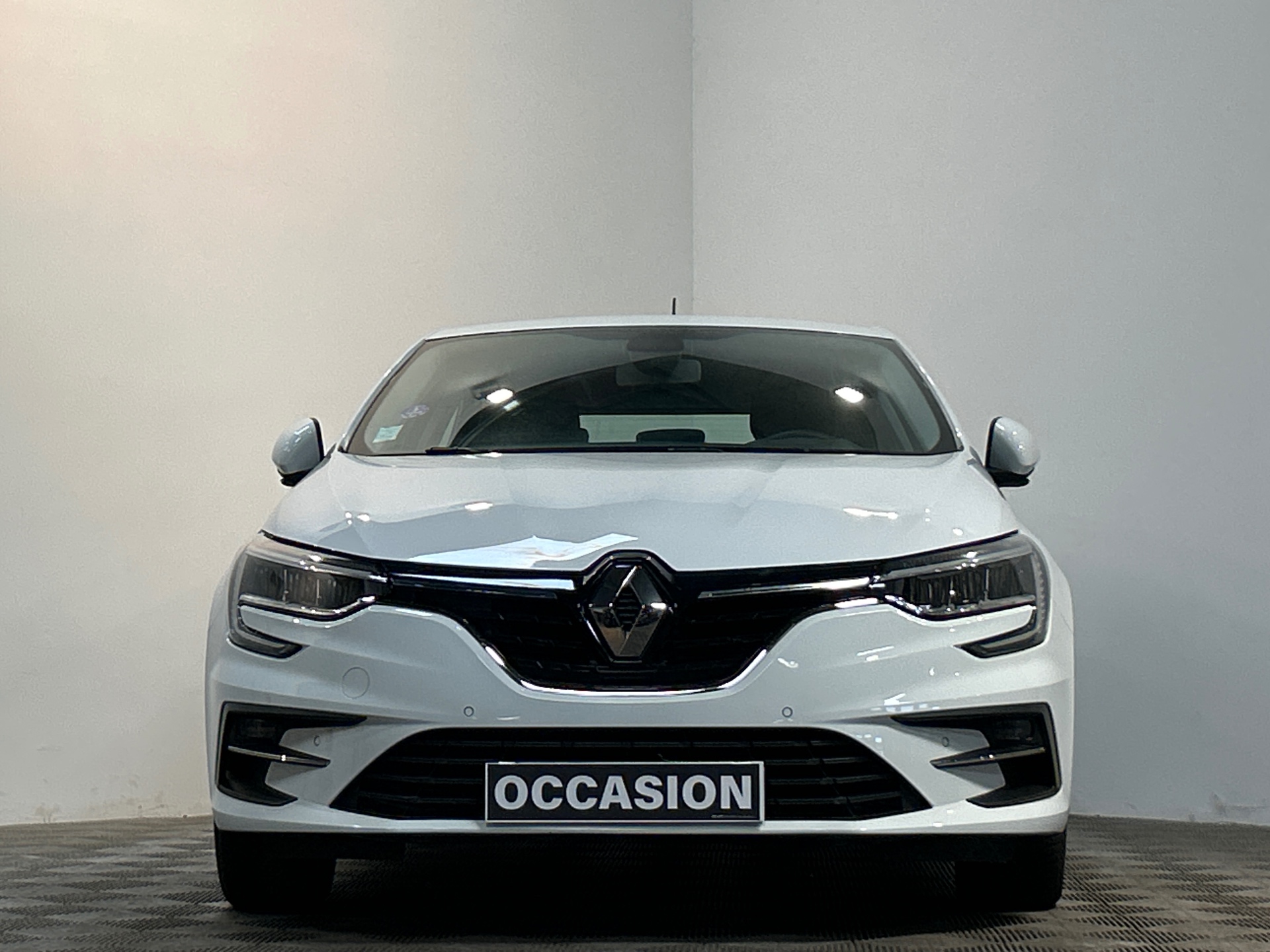 RENAULT MEGANE IV BERLINE evolution E-Tech plug-in hybrid 160