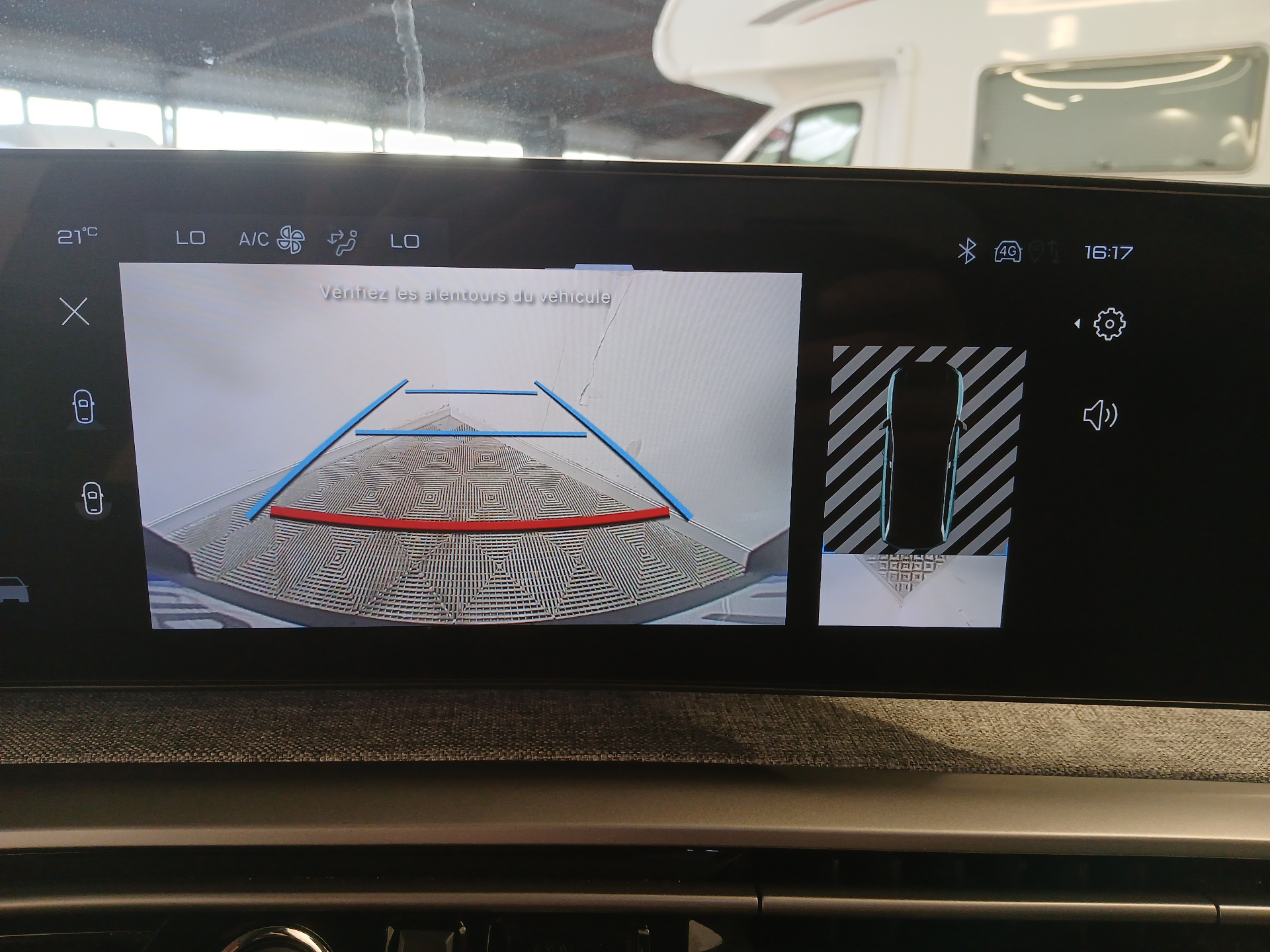 PEUGEOT 5008 Hybrid 145 ch e-DCS6 Allure