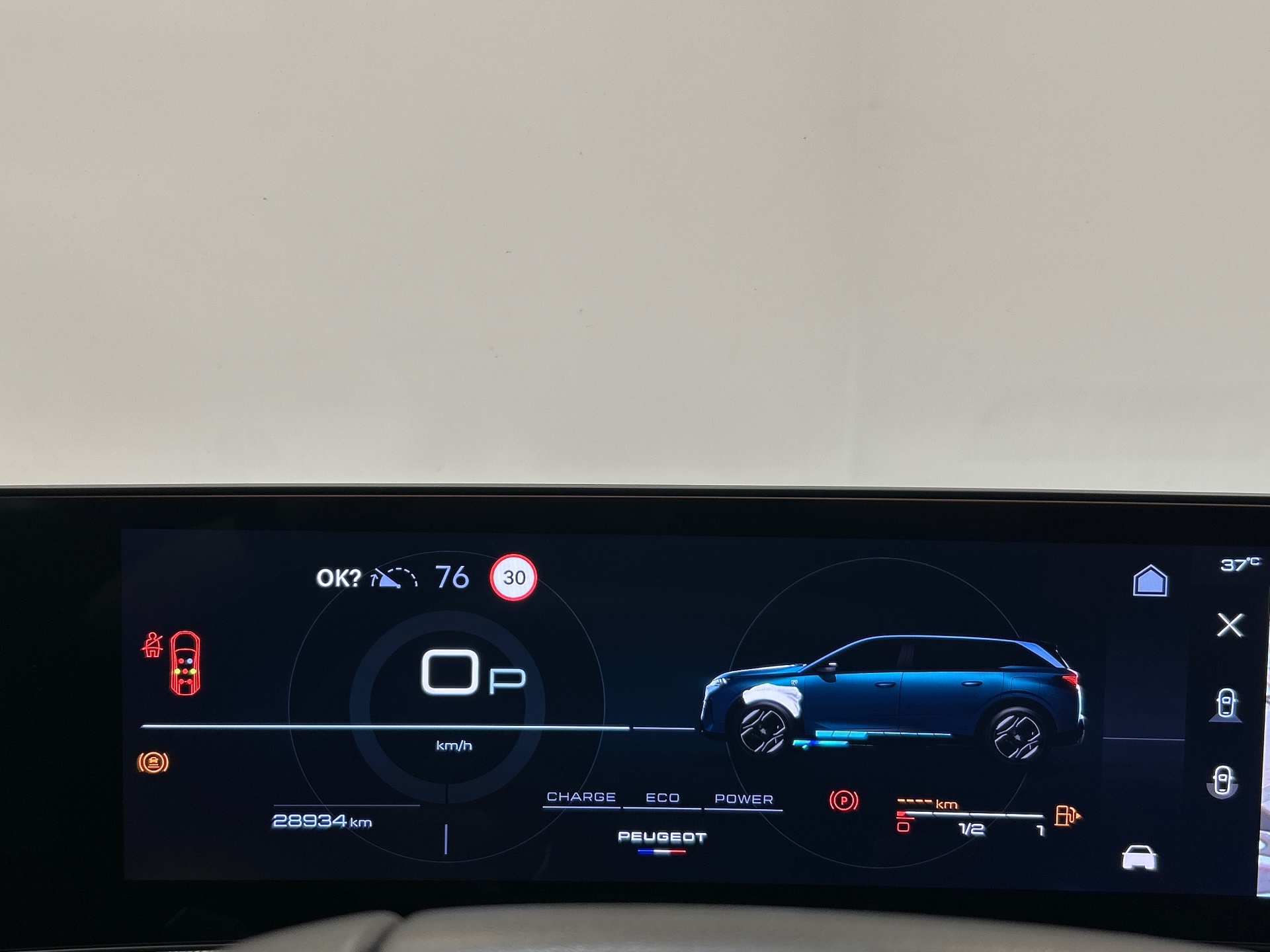 PEUGEOT 5008 Hybrid 145 ch e-DCS6 Allure