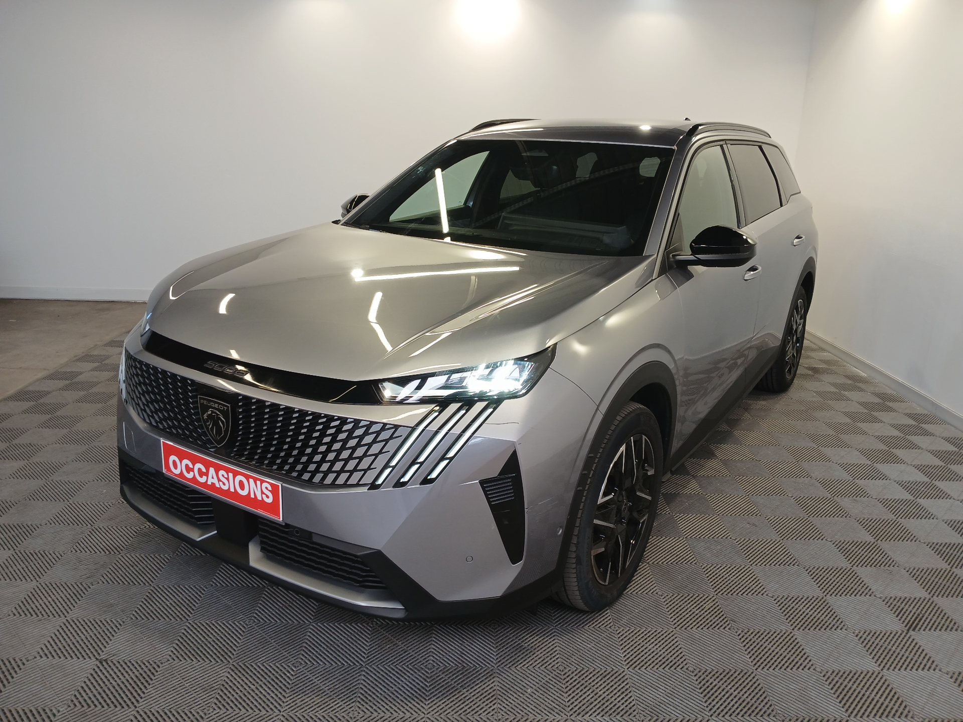 PEUGEOT 5008 Hybrid 145 ch e-DCS6 Allure