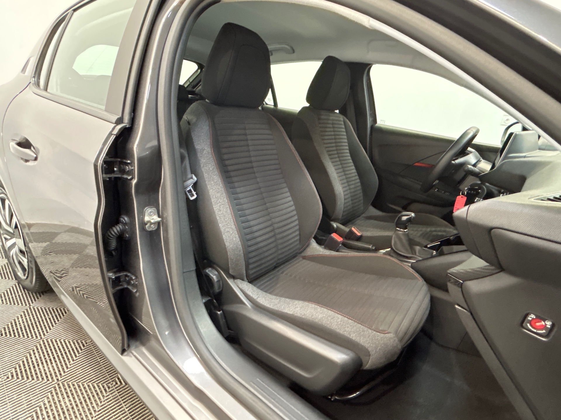 PEUGEOT 208 ACTIVE PACK PURETECH 75 S&S BVM5