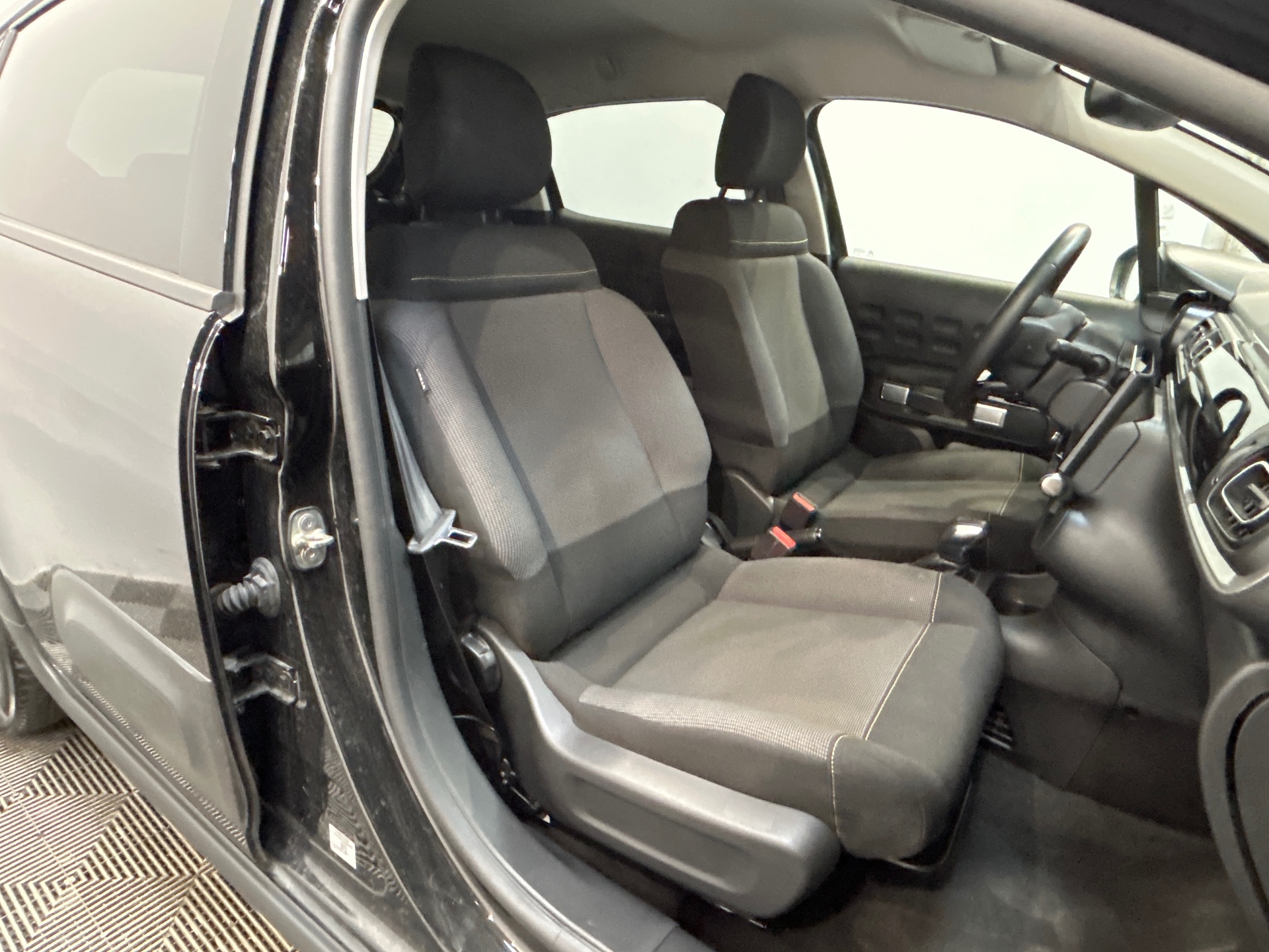 CITROEN C3 PURETECH 110 S&S EAT6 MAX