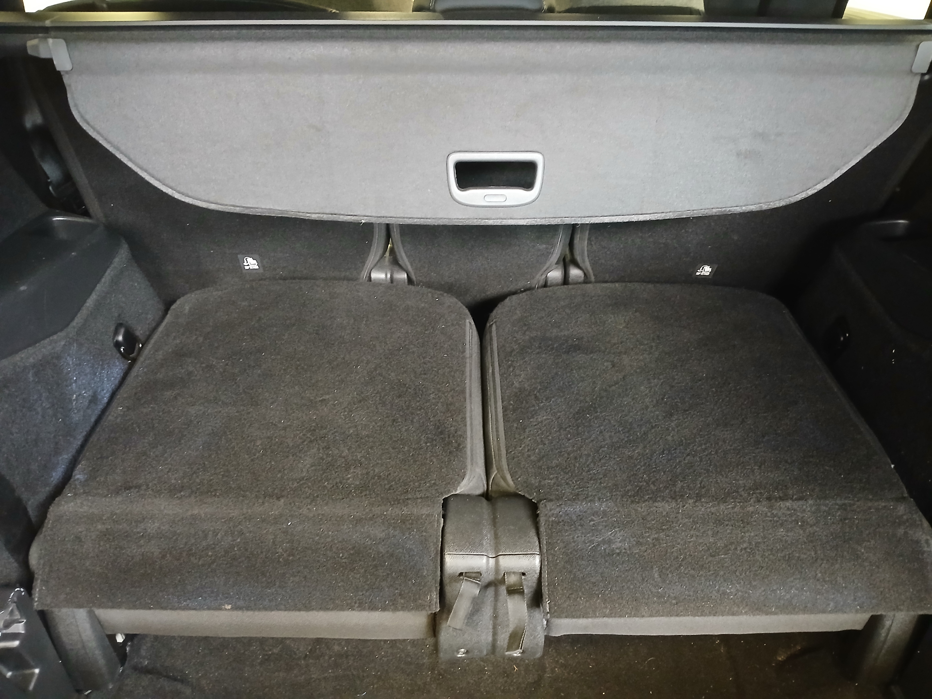 PEUGEOT 5008 Hybrid 145 ch e-DCS6 Allure