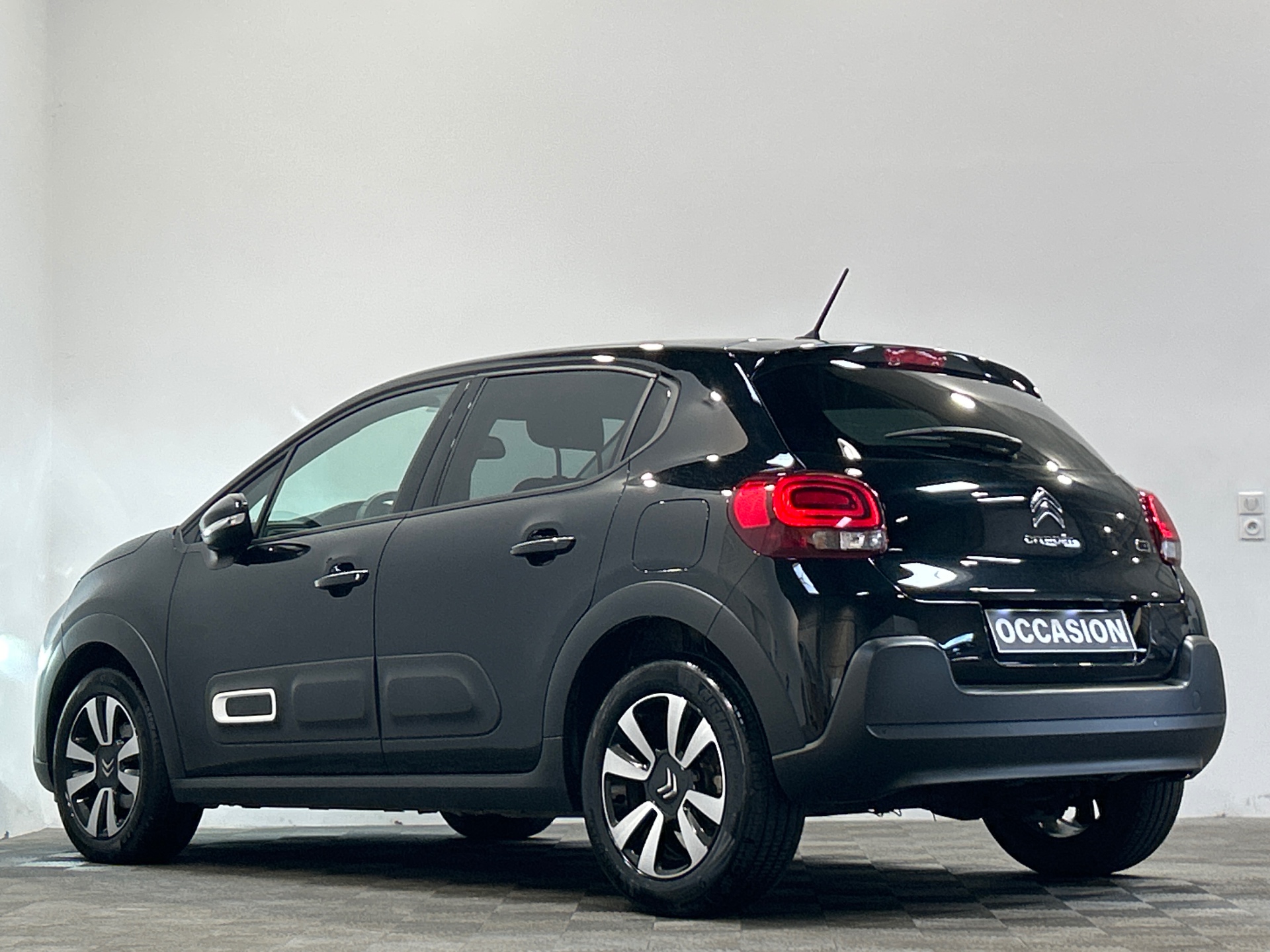 CITROEN C3 PURETECH 110 S&S EAT6 MAX