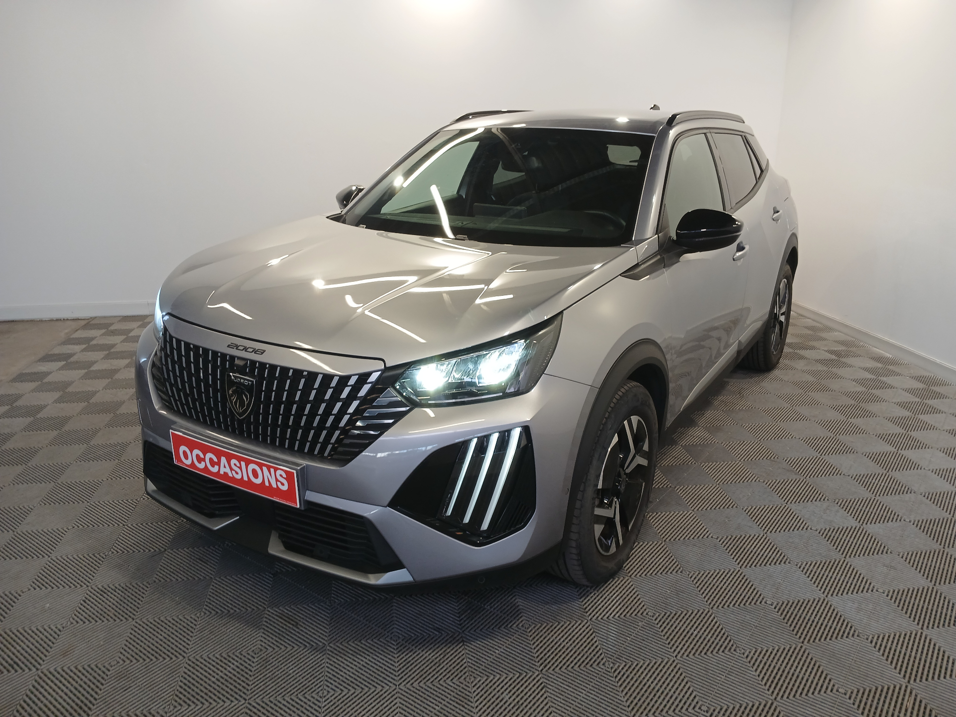 PEUGEOT 2008 Hybrid 145 e-DCS6 Allure