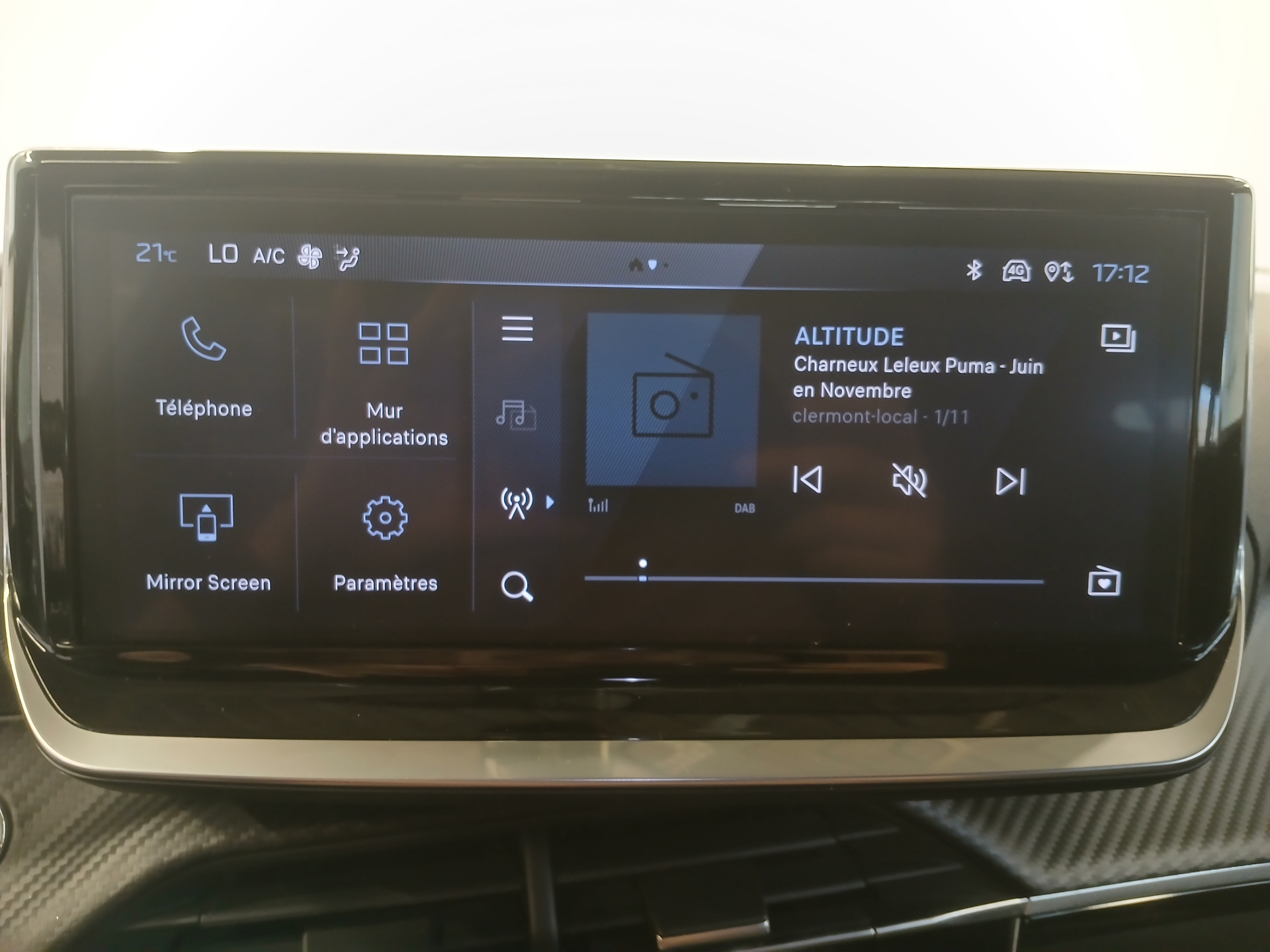 PEUGEOT 2008 Hybrid 145 e-DCS6 Allure