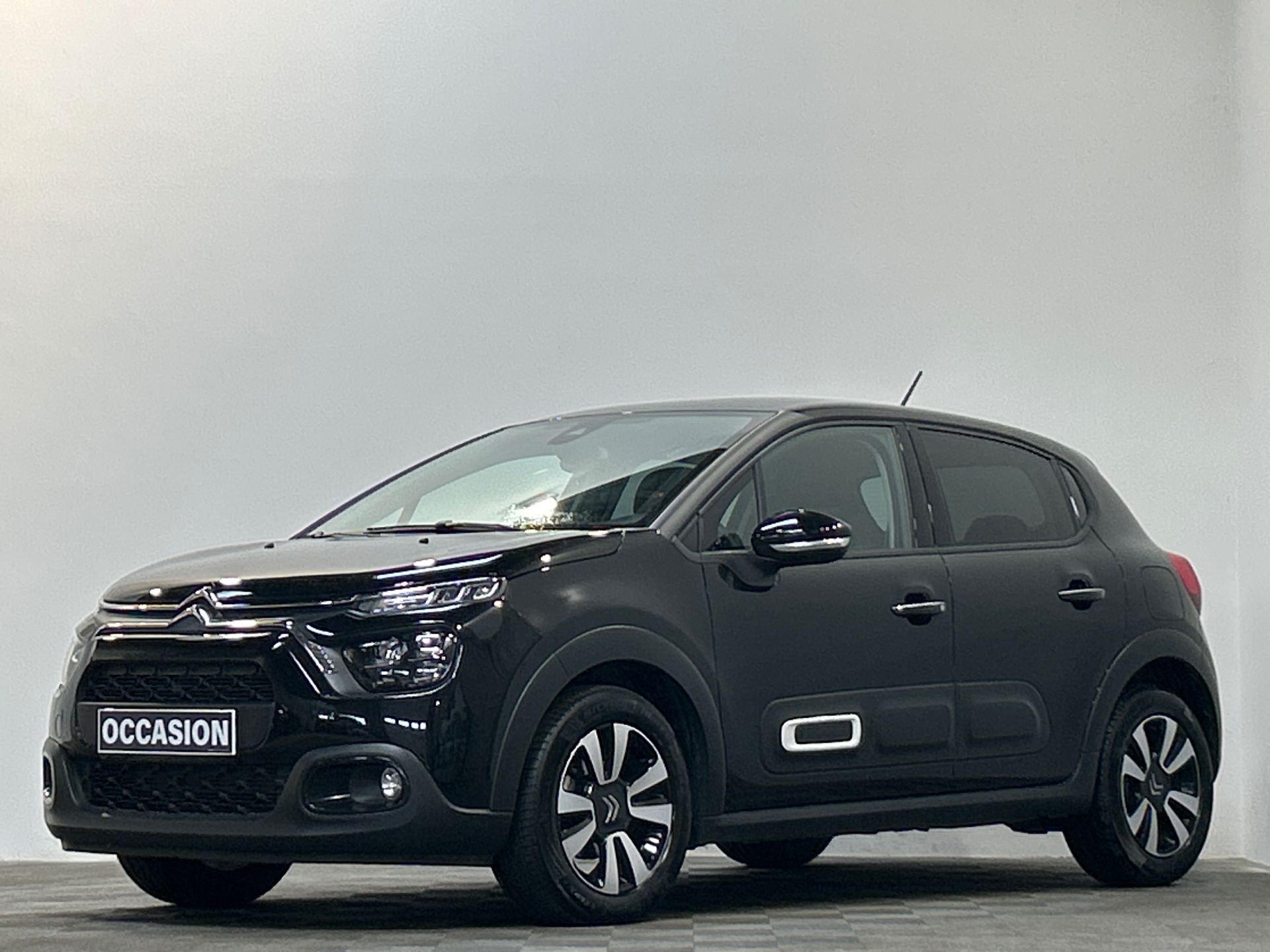 CITROEN C3 PURETECH 110 S&S EAT6 MAX