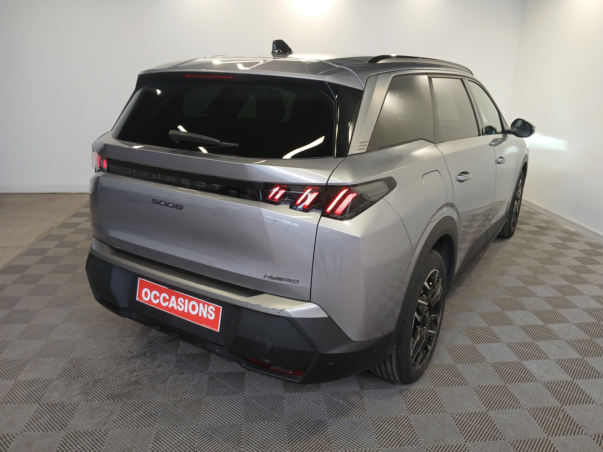 PEUGEOT 5008 Hybrid 145 ch e-DCS6 Allure