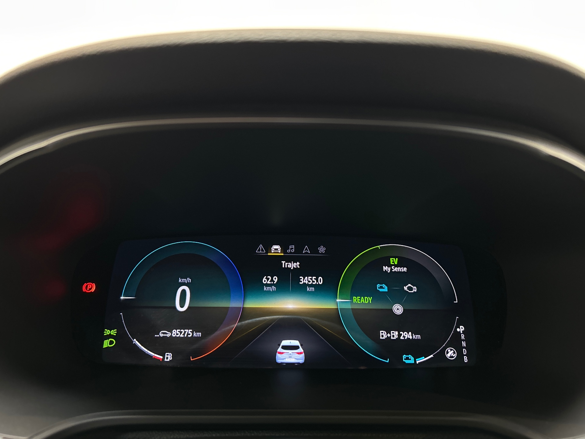 RENAULT MEGANE IV BERLINE evolution E-Tech plug-in hybrid 160