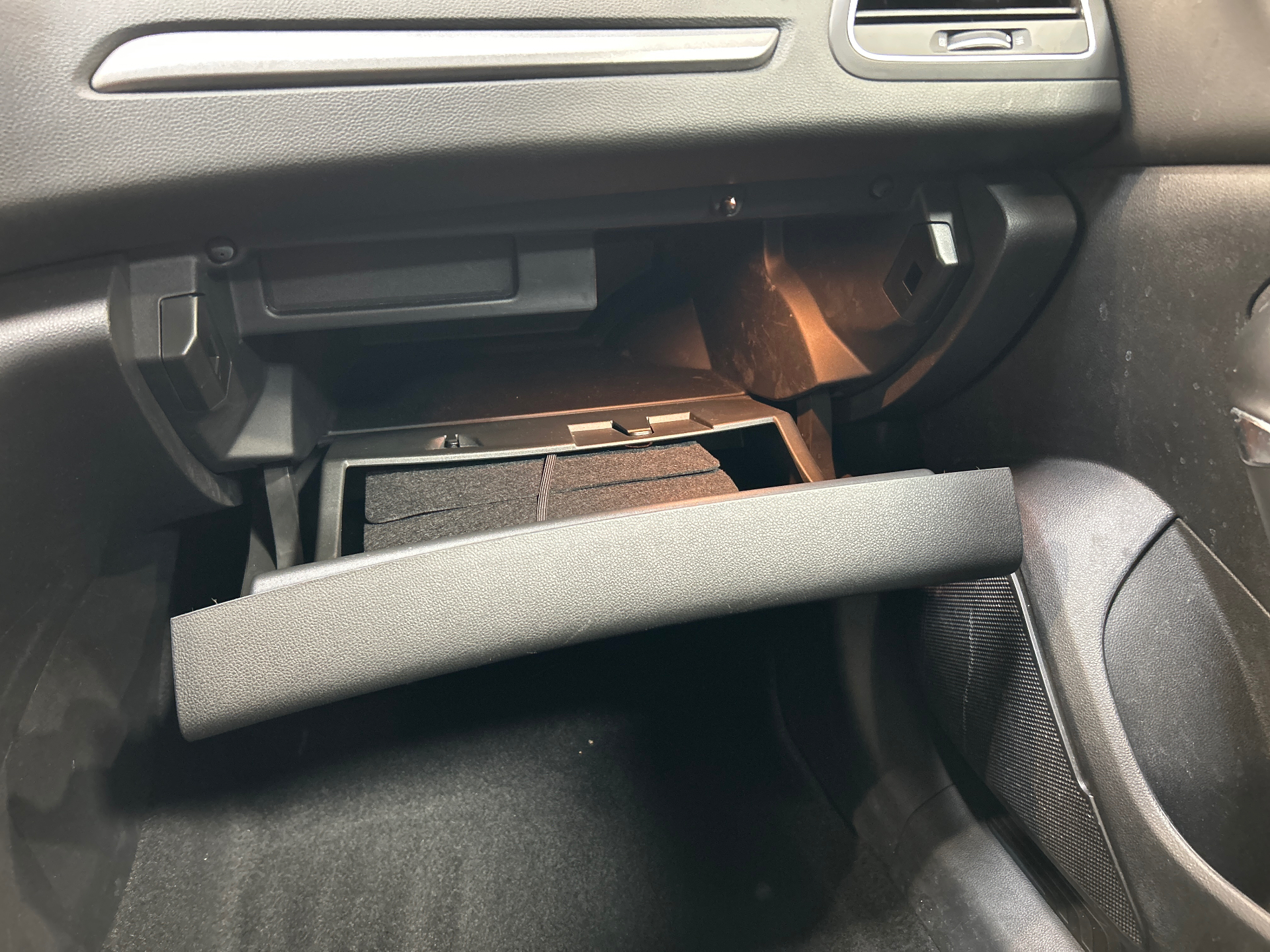 RENAULT MEGANE IV BERLINE evolution E-Tech plug-in hybrid 160