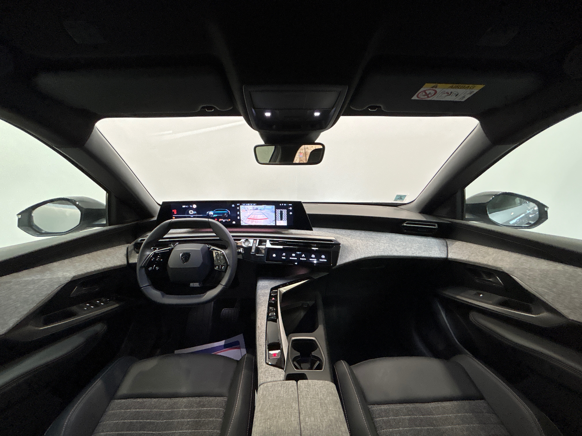 PEUGEOT 5008 Hybrid 145 ch e-DCS6 Allure