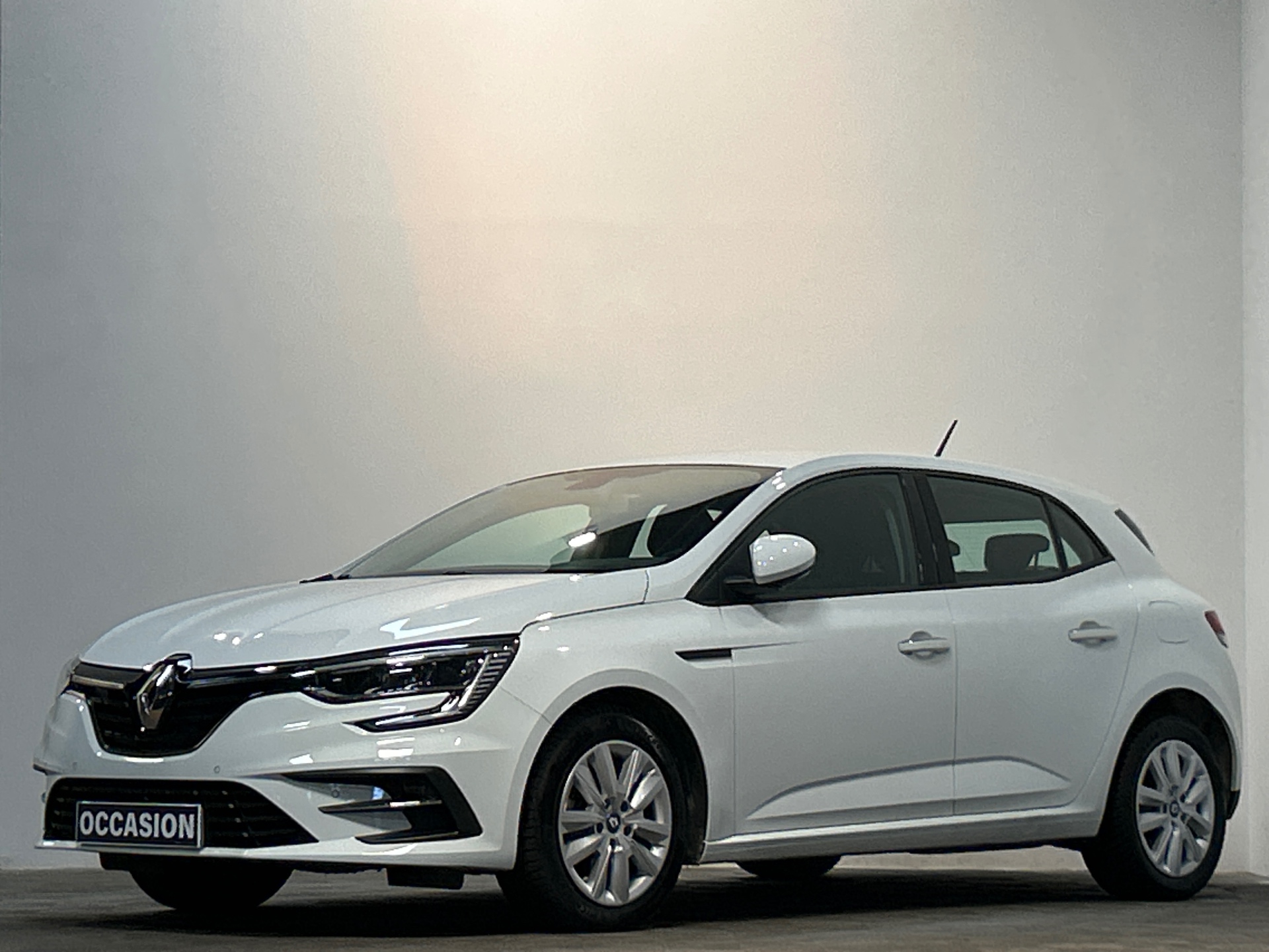 RENAULT MEGANE IV BERLINE evolution E-Tech plug-in hybrid 160