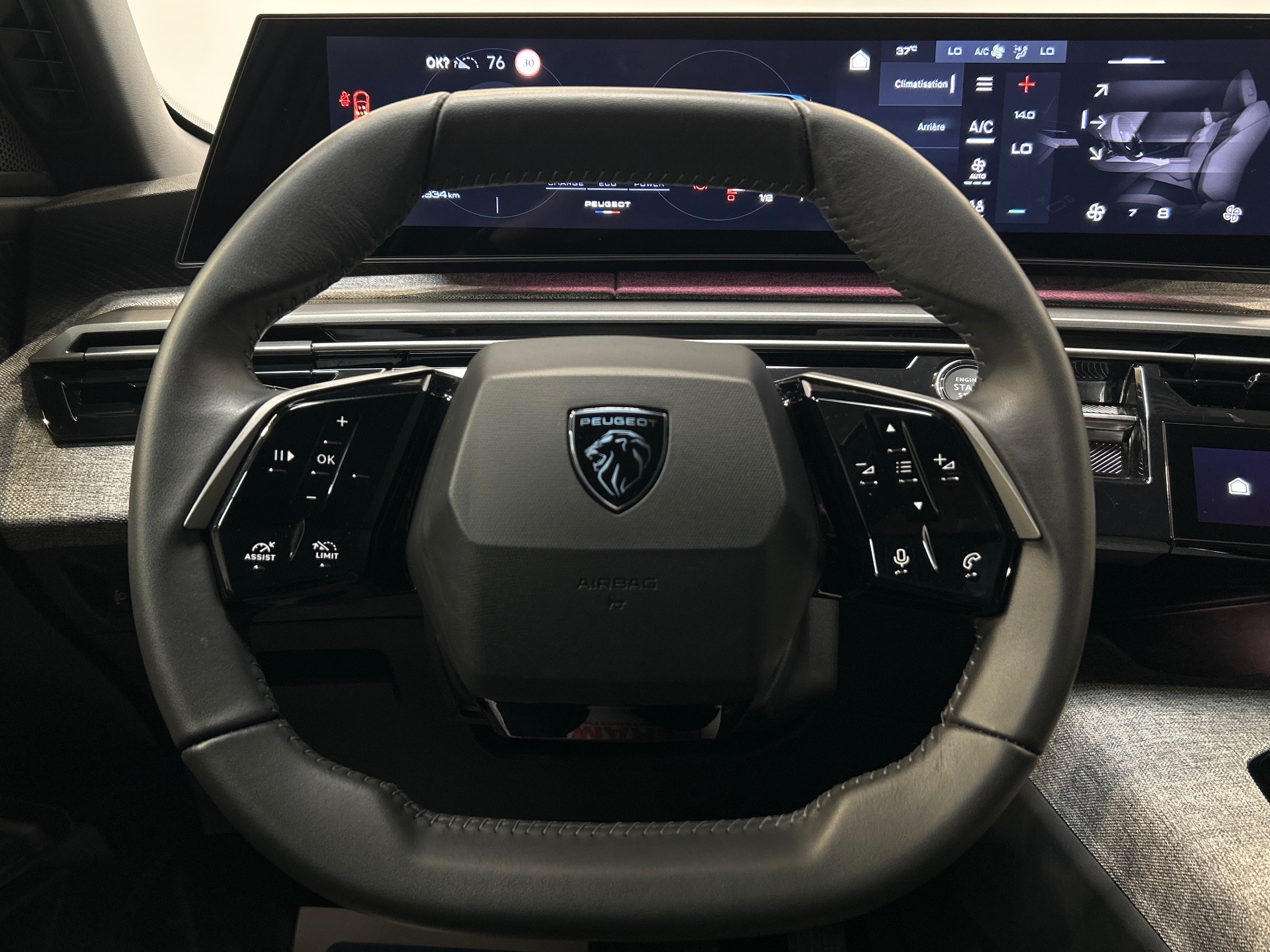 PEUGEOT 5008 Hybrid 145 ch e-DCS6 Allure