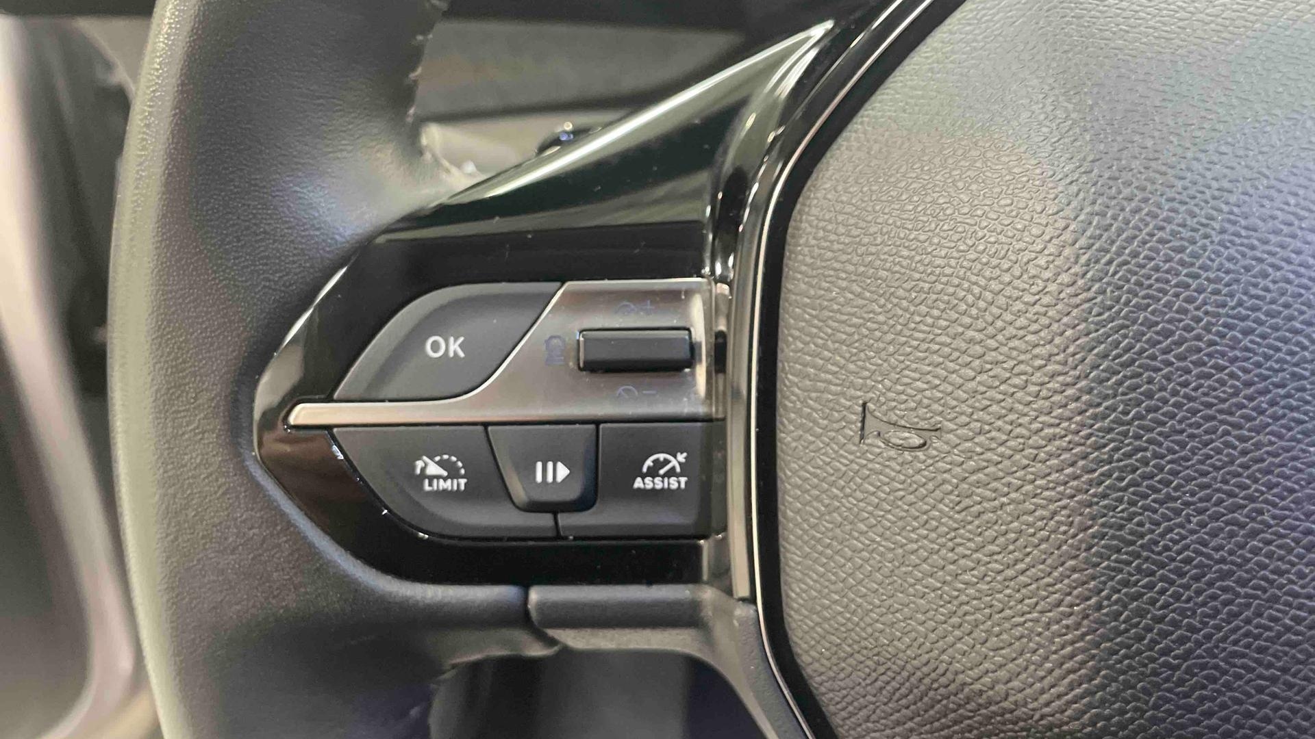 PEUGEOT 308 PureTech 130ch S&S EAT8 Allure Pack