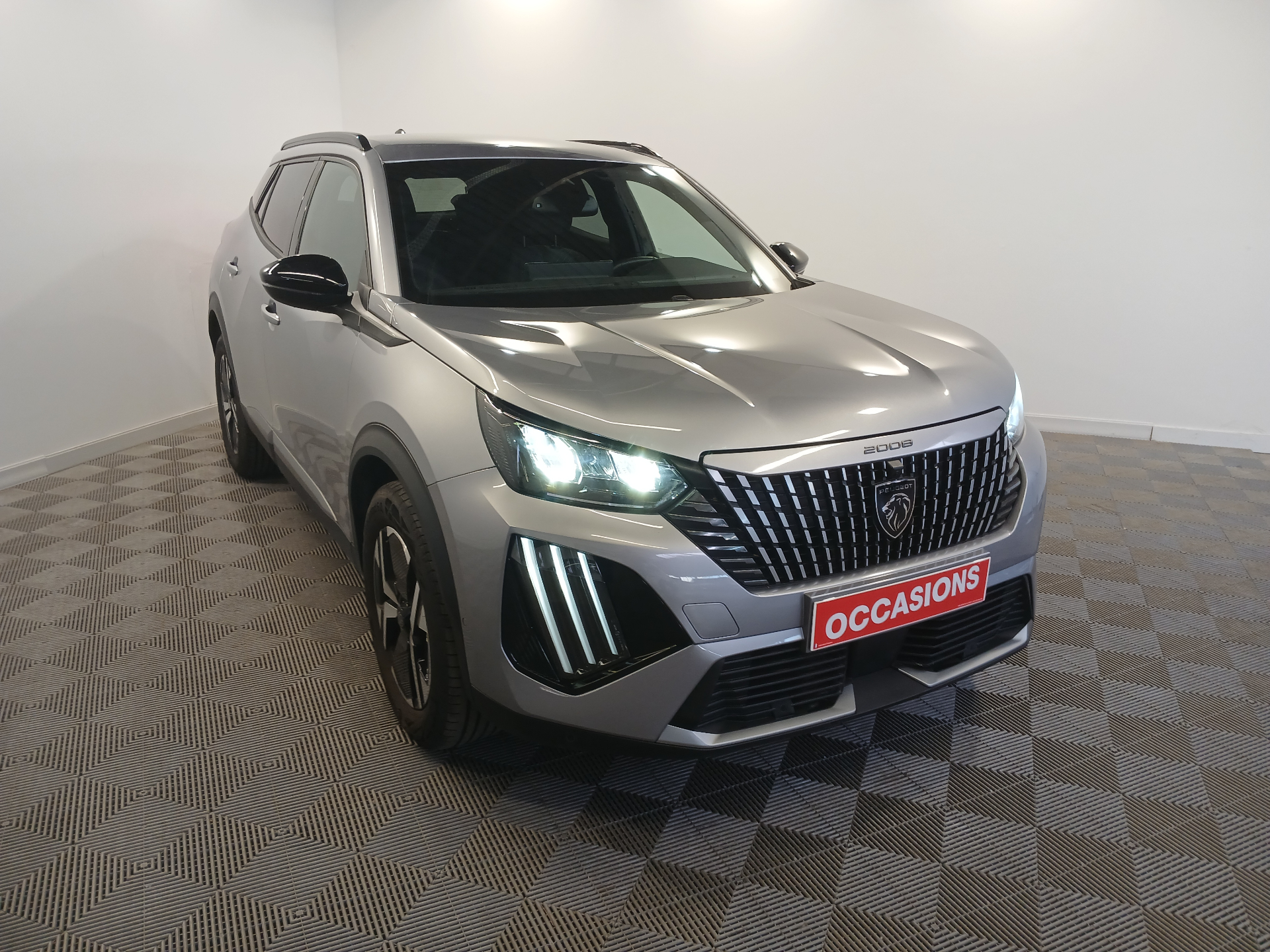 PEUGEOT 2008 Hybrid 145 e-DCS6 Allure