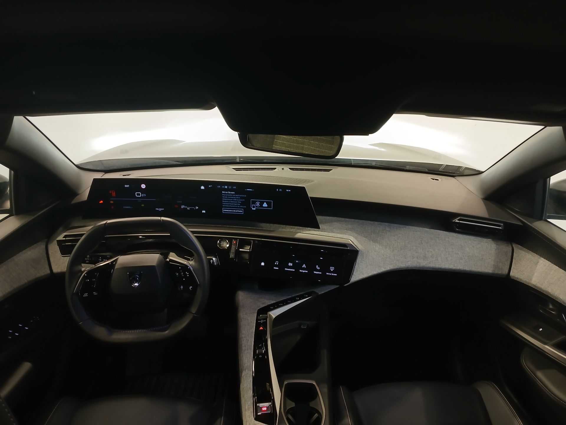 PEUGEOT 5008 Hybrid 145 ch e-DCS6 Allure
