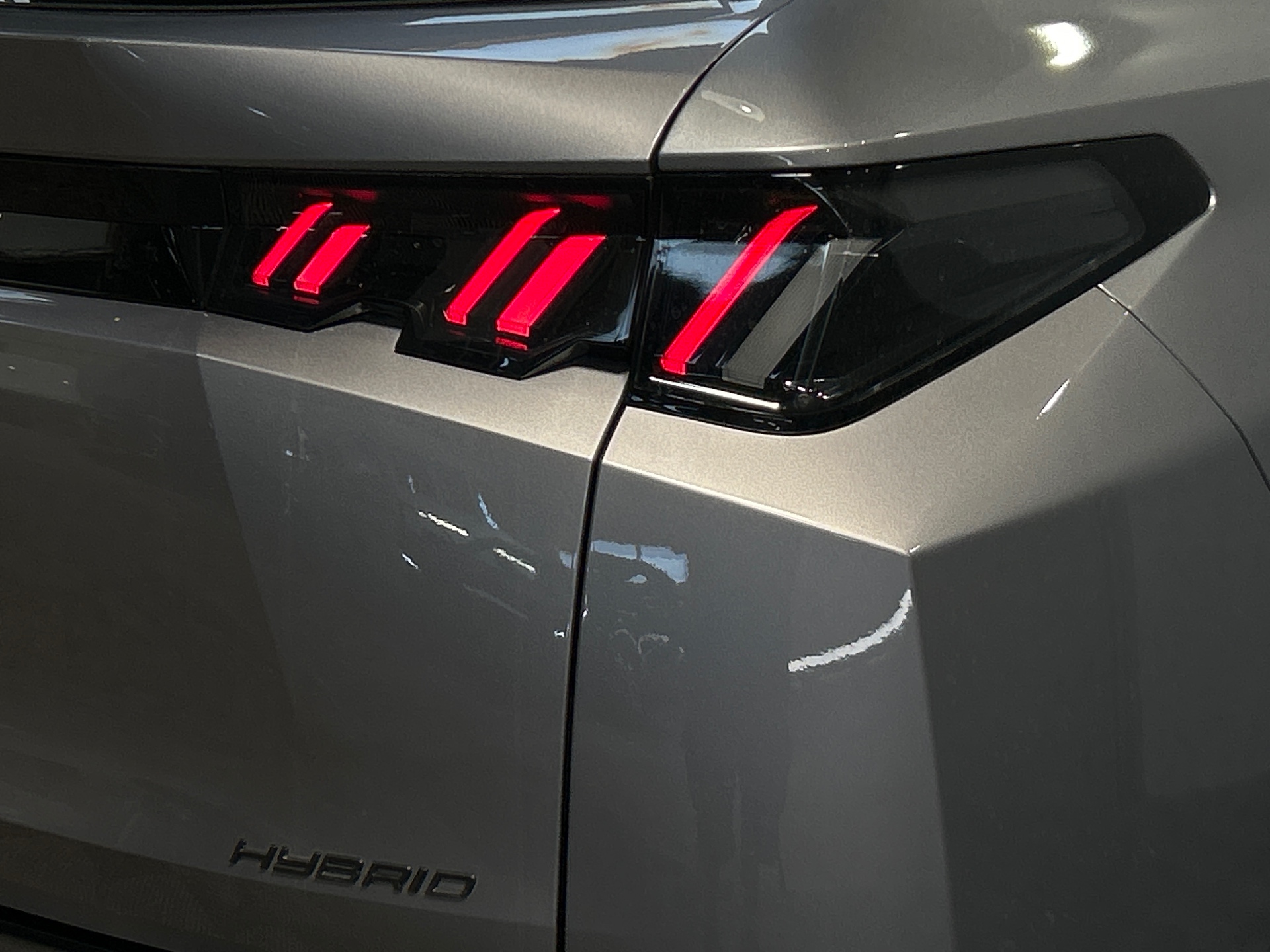 PEUGEOT 5008 Hybrid 145 ch e-DCS6 Allure
