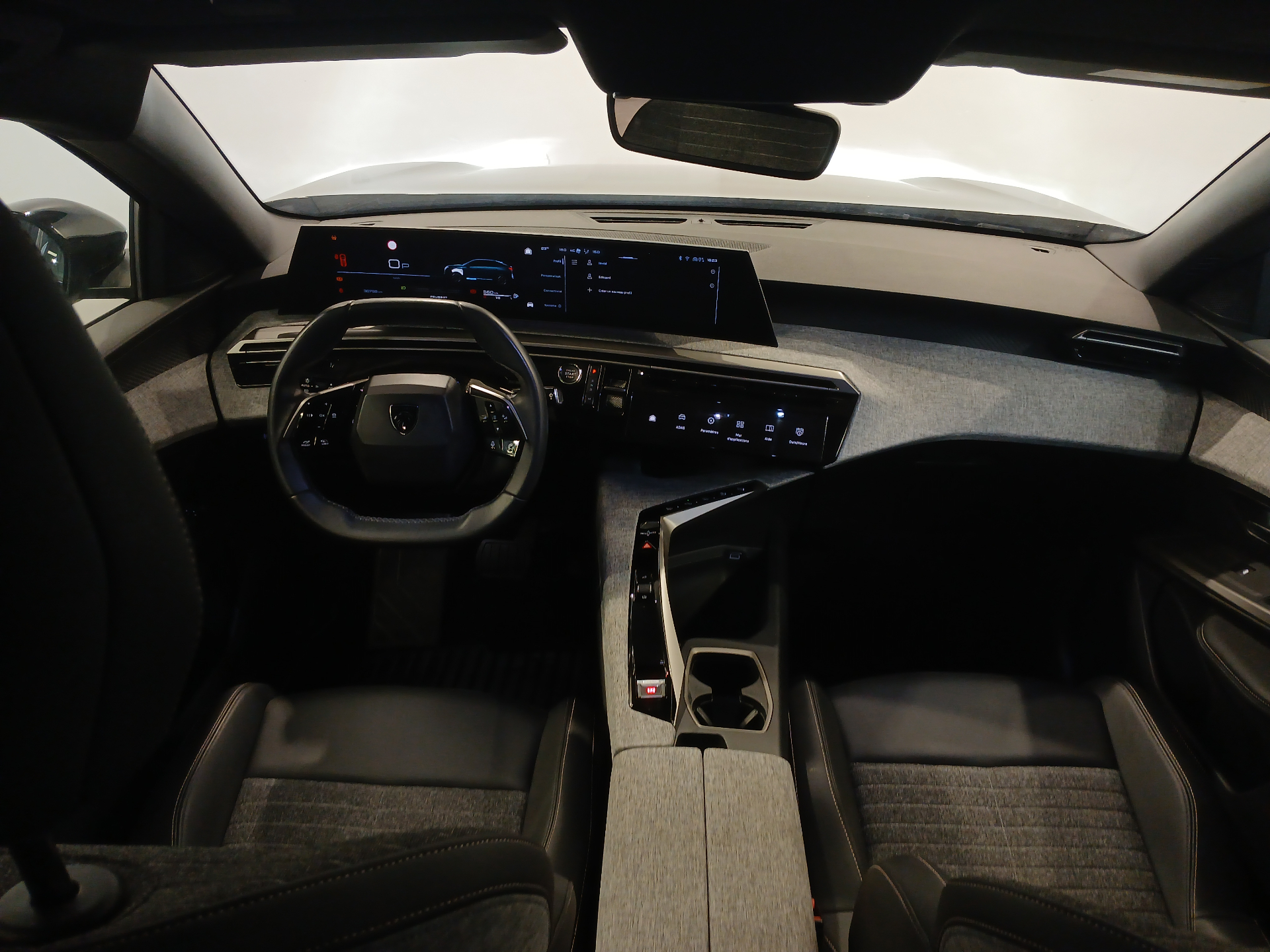 PEUGEOT 3008 Hybrid 145 e-DCS6 Allure