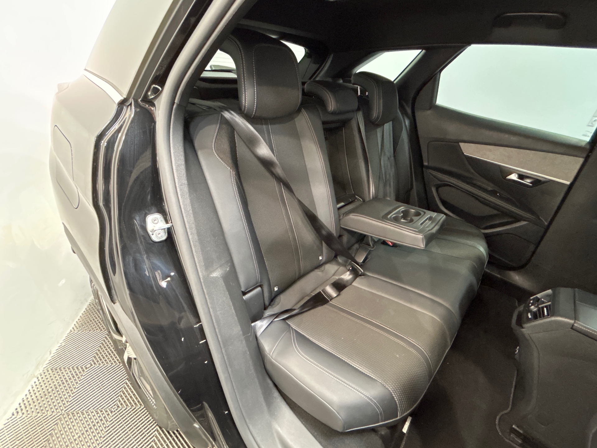 PEUGEOT 3008 GT PureTech 130 S&S EAT8