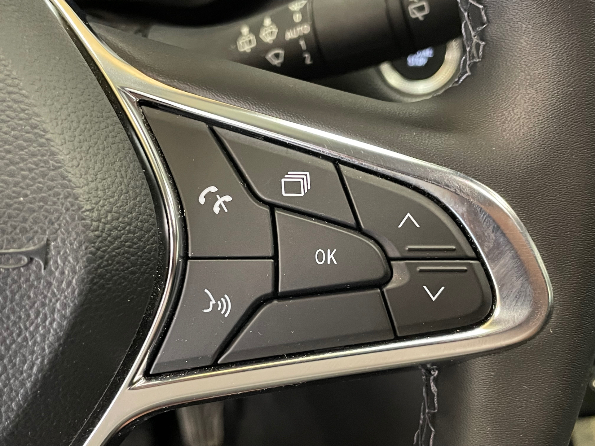 RENAULT CAPTUR E-Tech hybride rechargeable 160 Techno