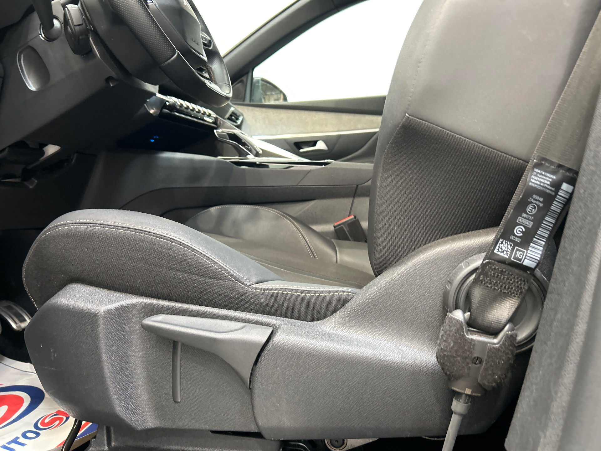 PEUGEOT 3008 GT PureTech 130 S&S EAT8