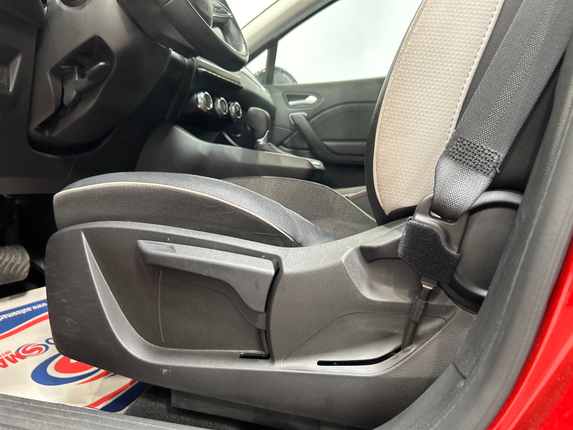 RENAULT CAPTUR techno mild hybrid 160 EDC