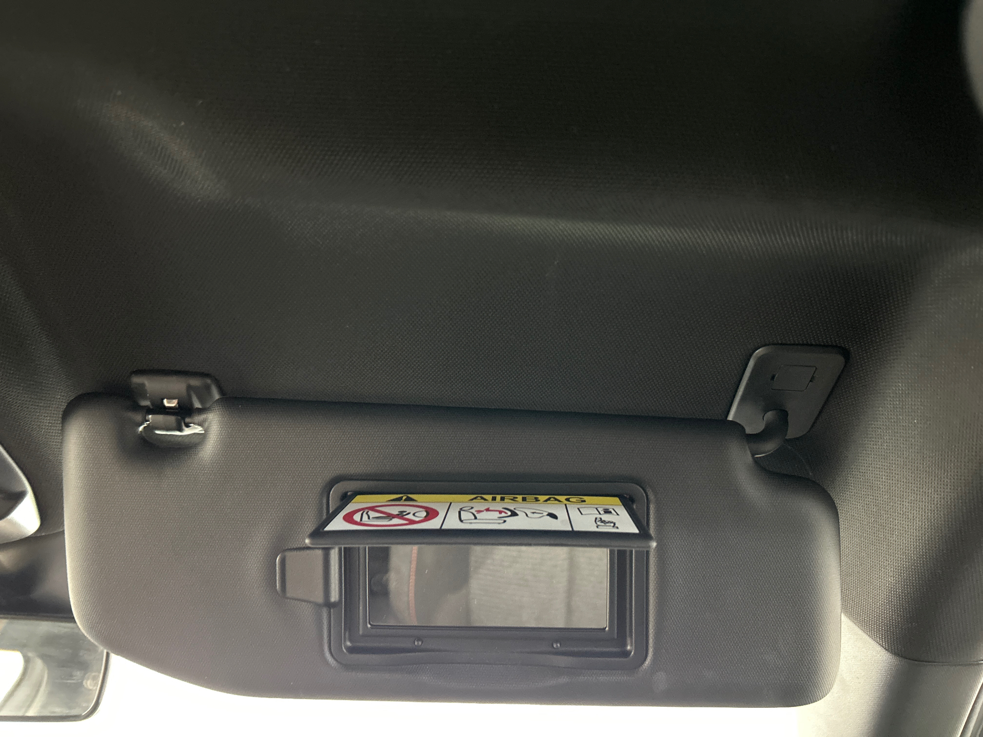 PEUGEOT 2008 Hybrid 145 e-DCS6 Style