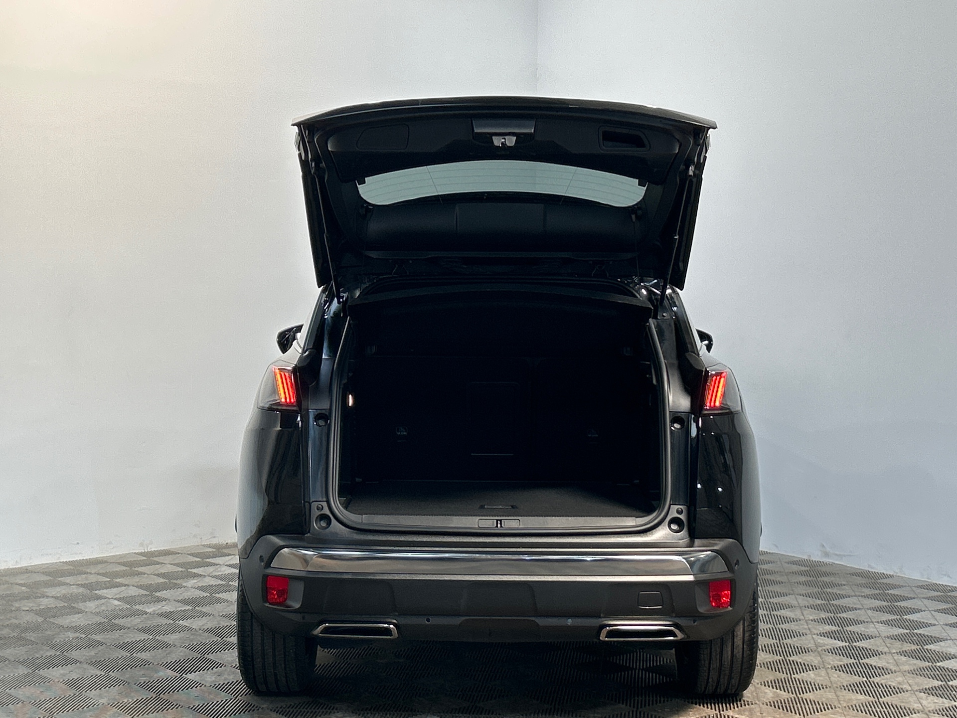 PEUGEOT 3008 GT PureTech 130 S&S EAT8