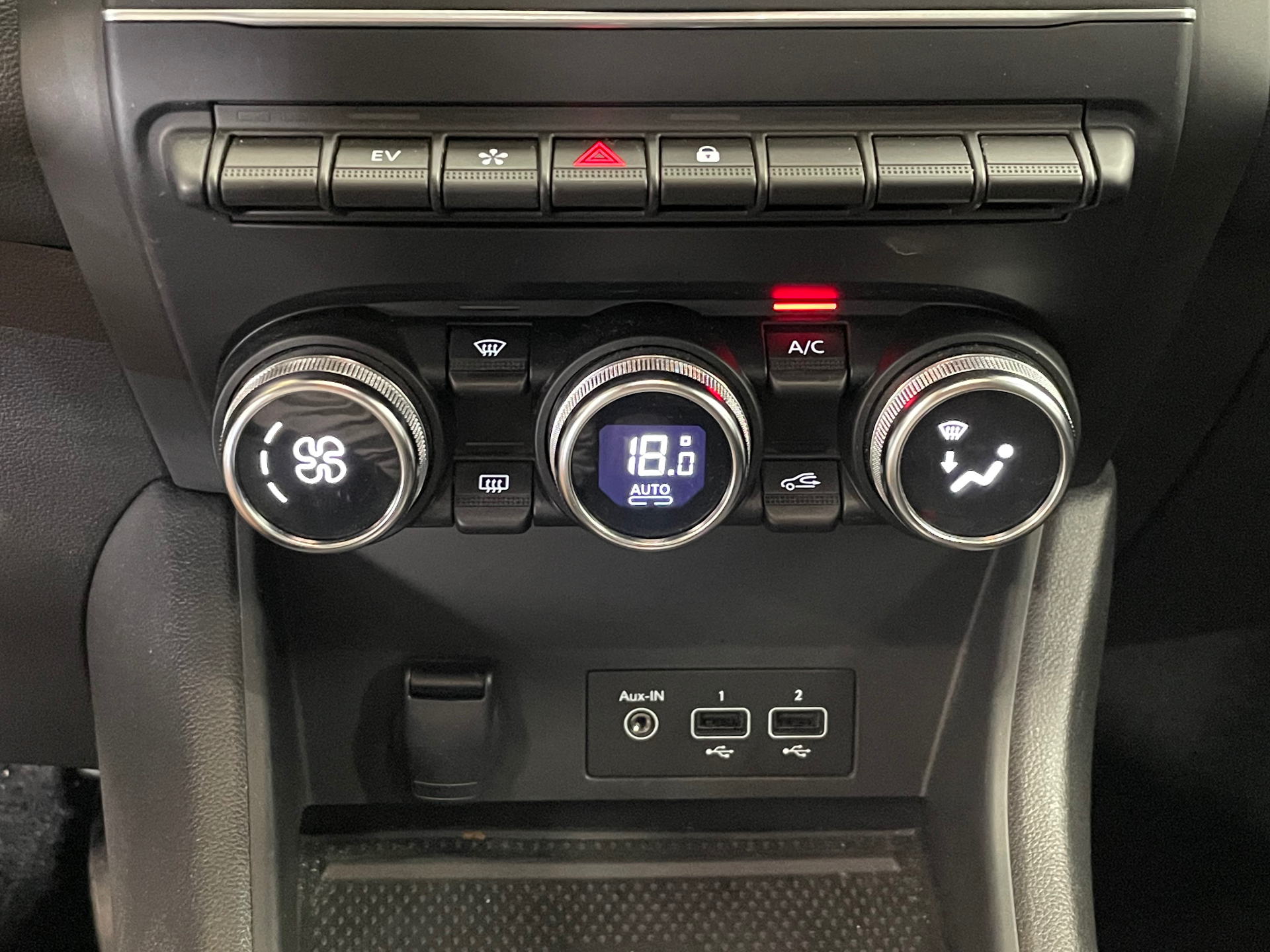 RENAULT CAPTUR E-Tech hybride rechargeable 160 Techno