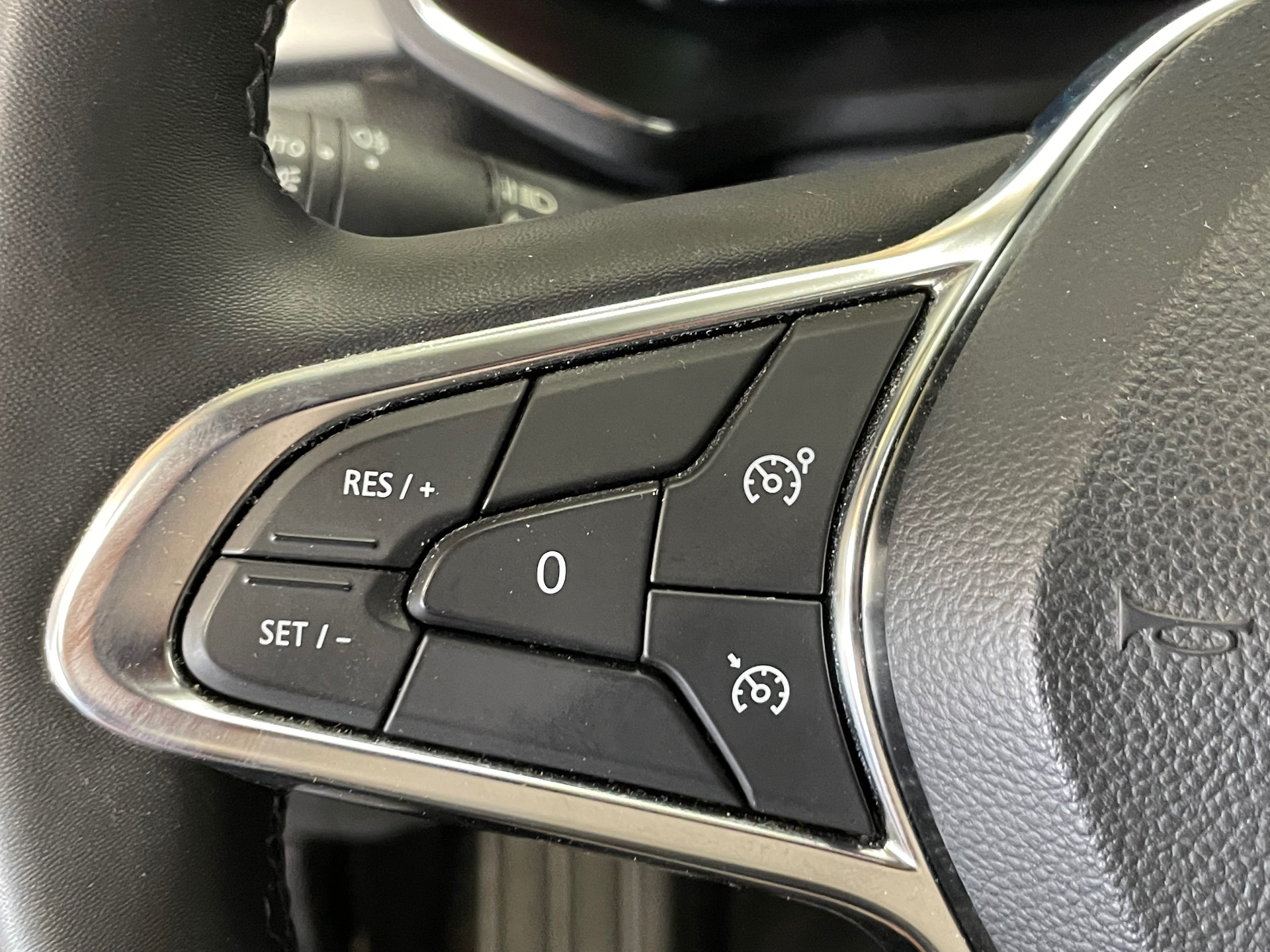 RENAULT CAPTUR E-Tech hybride rechargeable 160 Techno