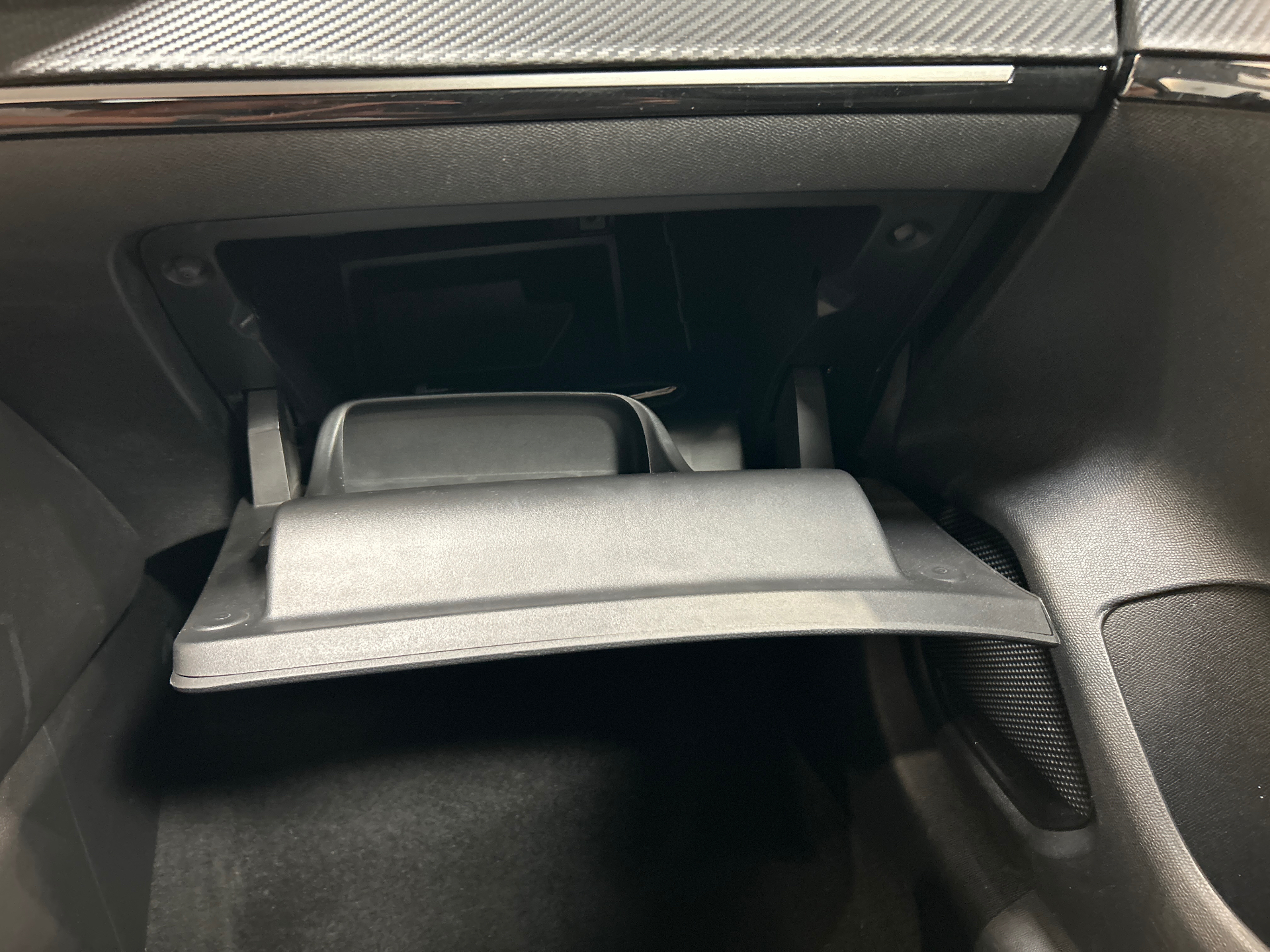 PEUGEOT 208 ALLURE PURETECH 100 S&S BVM6