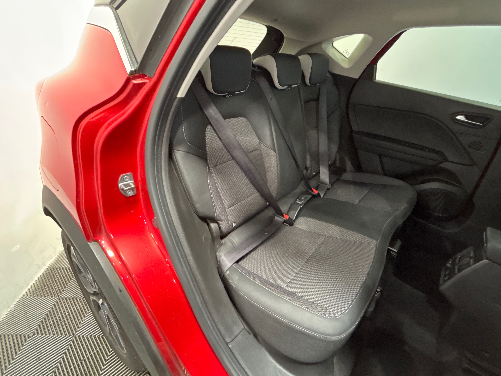 RENAULT CAPTUR techno mild hybrid 160 EDC