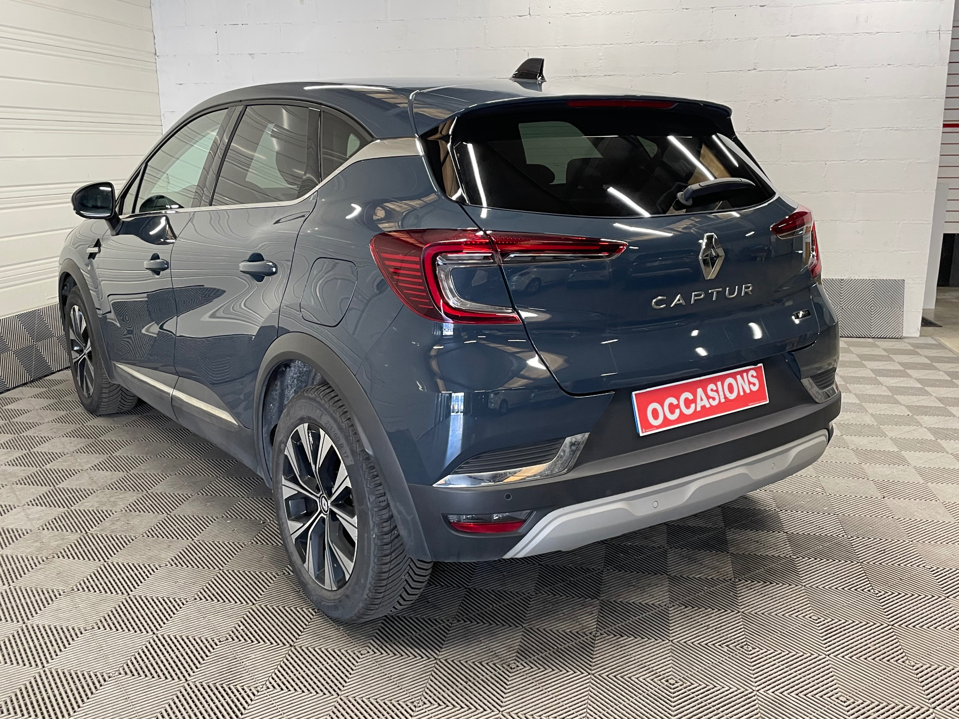 RENAULT CAPTUR E-Tech hybride rechargeable 160 Techno