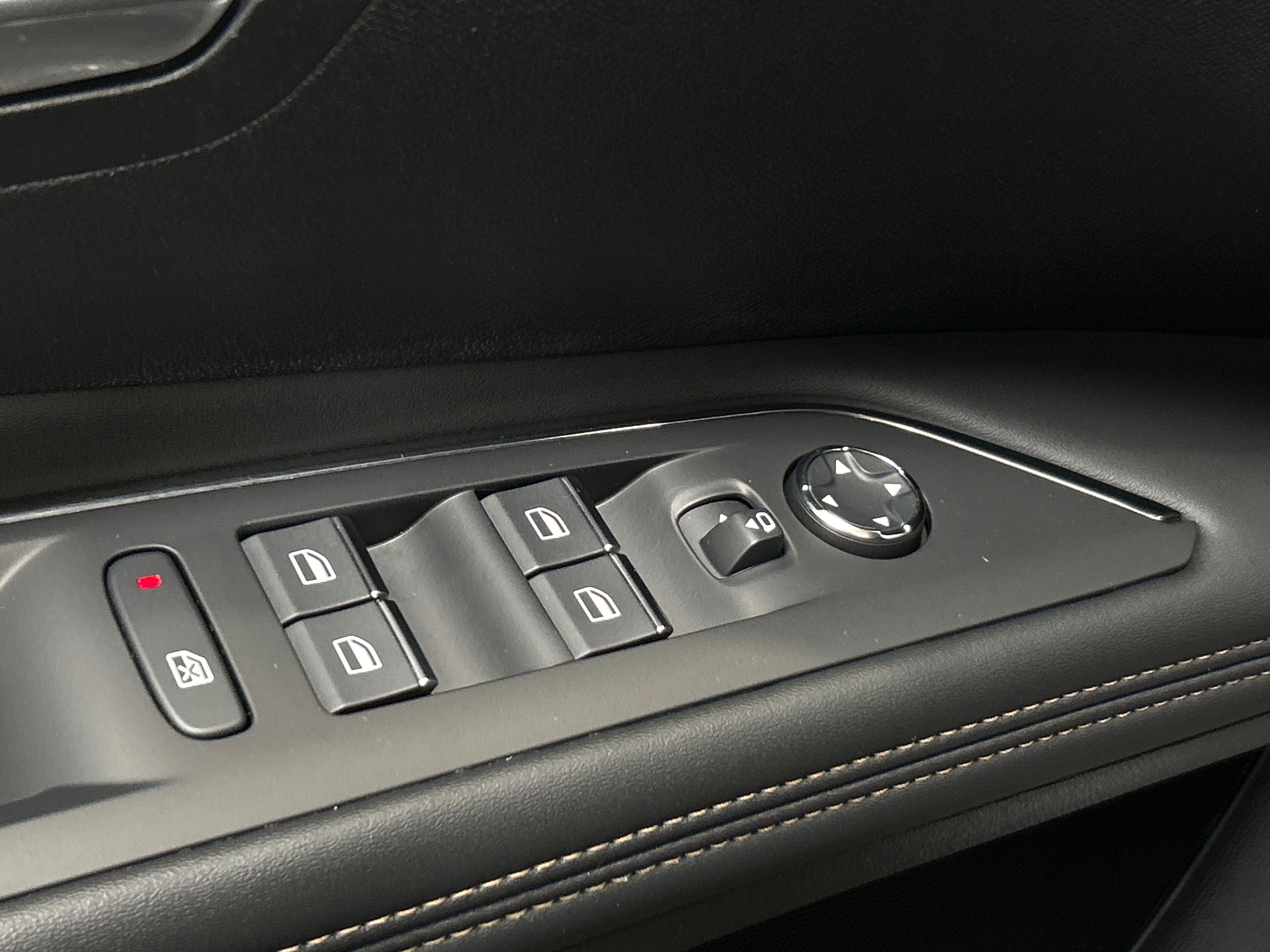 PEUGEOT 3008 GT PureTech 130 S&S EAT8
