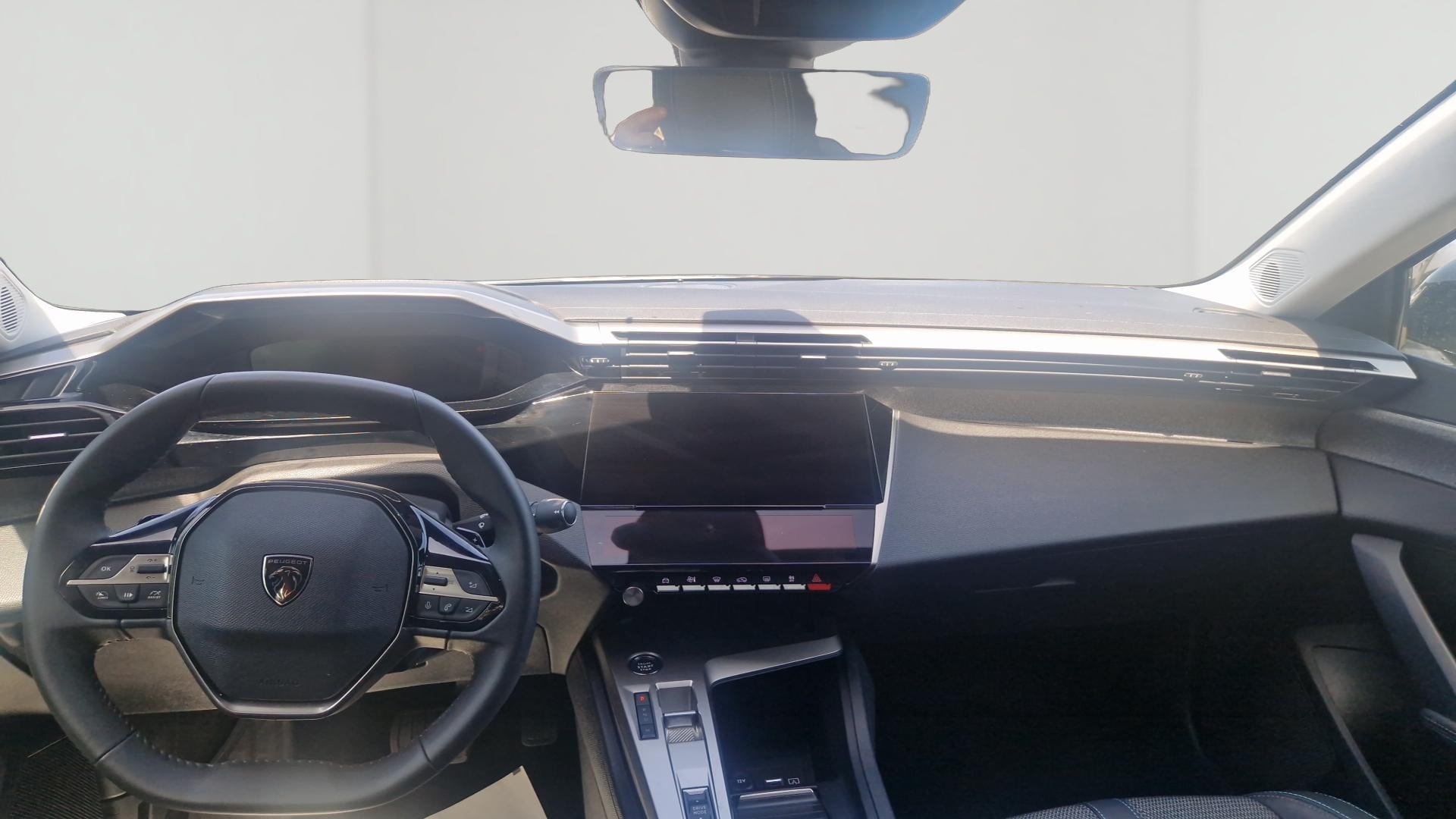 PEUGEOT 408 Hybrid 136 e-DCS6 Allure