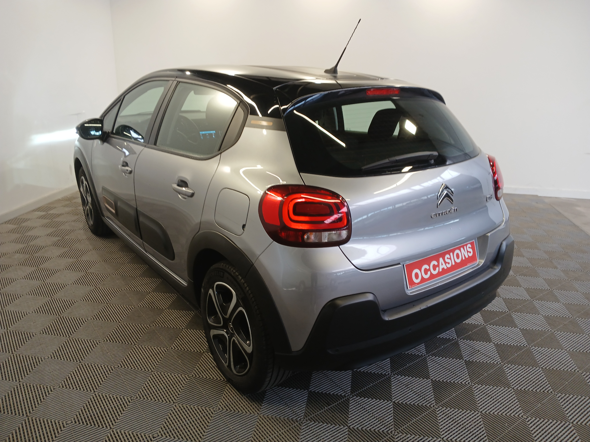 CITROEN C3 PTECH 110 S&S BVM6 C SERIES