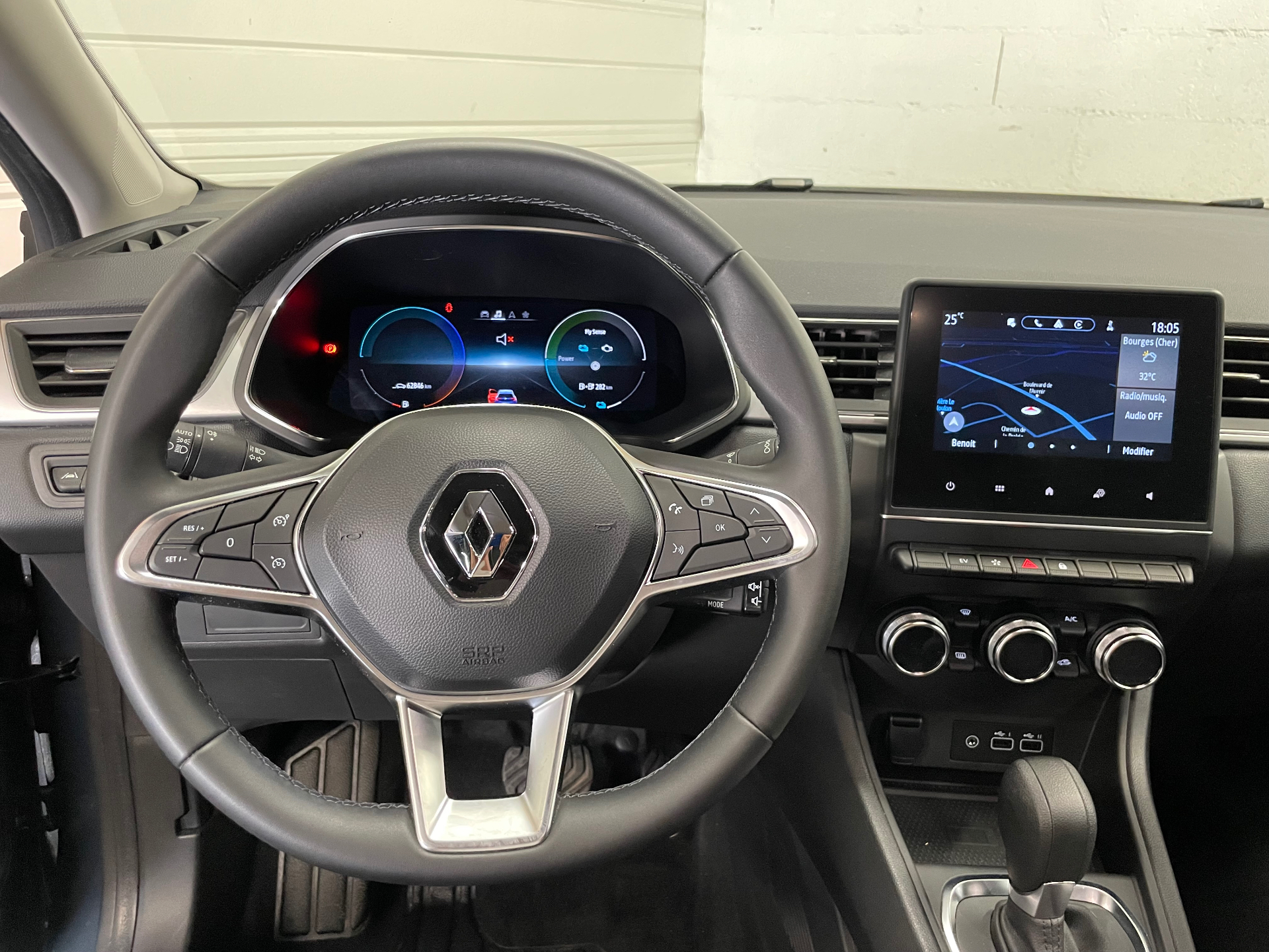 RENAULT CAPTUR techno E-Tech hybride rechargeable 160