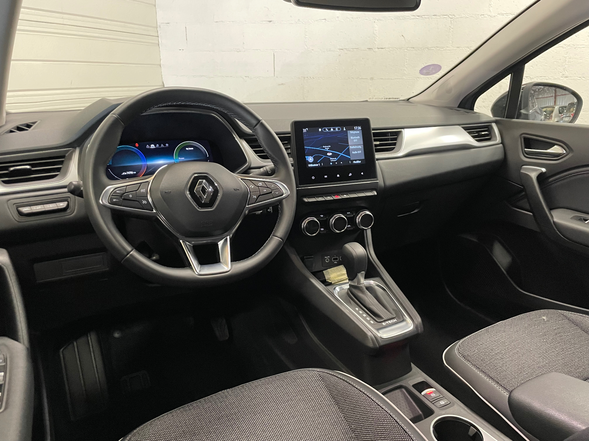 RENAULT CAPTUR E-Tech hybride rechargeable 160 Techno