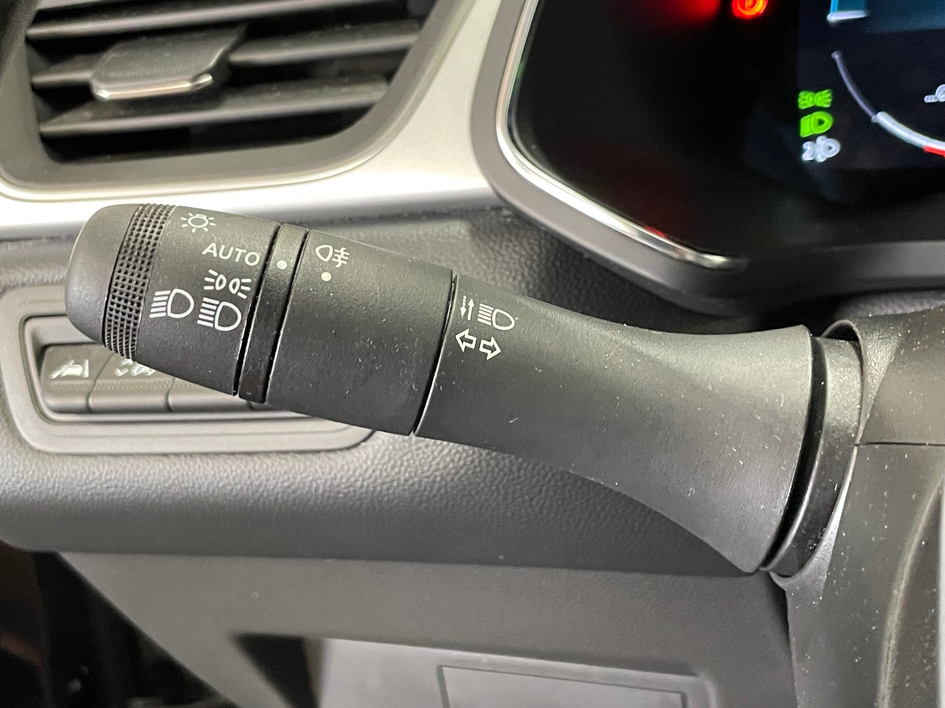 RENAULT CAPTUR techno E-Tech hybride rechargeable 160